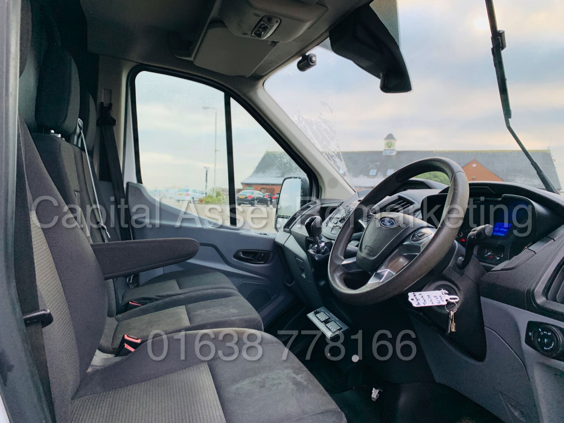 FORD TRANSIT T350 *LWB - REFRIGERATED VAN* (2016) '2.2 TDCI - 125 BHP - 6 SPEED' (3500 KG) *SAT NAV* - Image 29 of 42