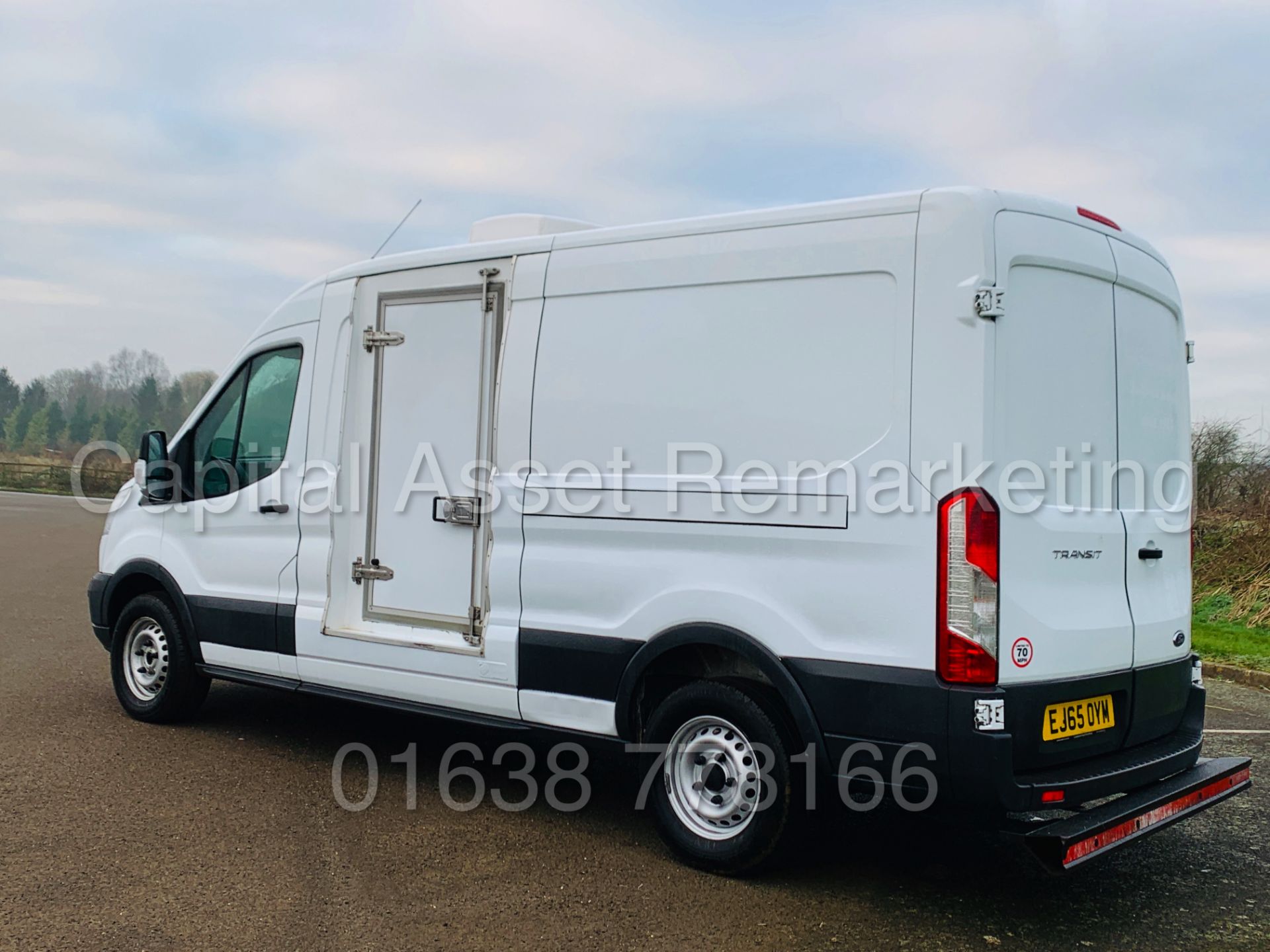 FORD TRANSIT T350 *LWB - REFRIGERATED VAN* (2016) '2.2 TDCI - 125 BHP - 6 SPEED' (3500 KG) *SAT NAV* - Image 4 of 42