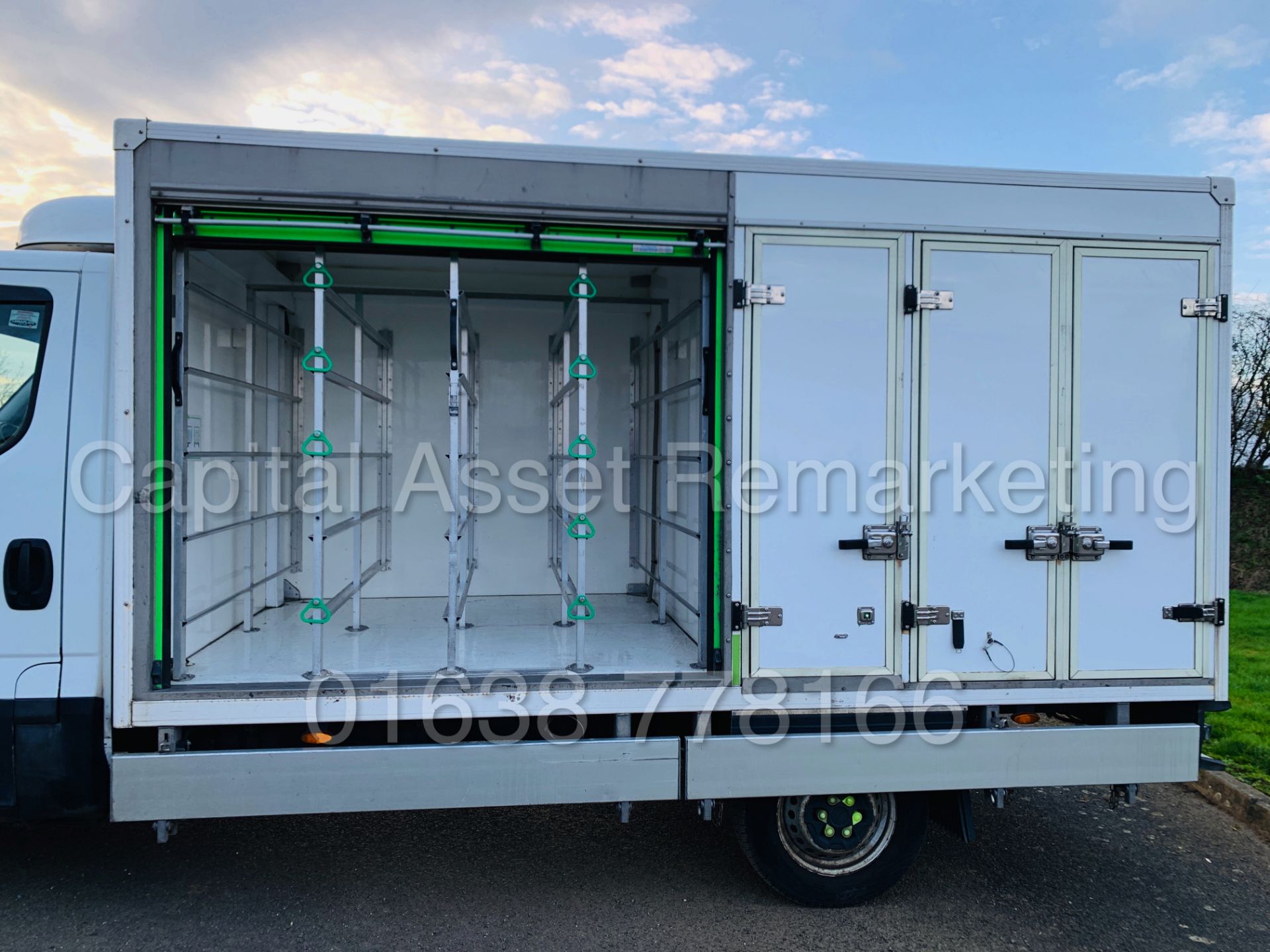 (On Sale) IVECO DAILY 35S11 *LWB - REFRIGERATED BOX* (2015 - NEW MODEL) '2.3 DIESEL - 8 SPEED AUTO' - Image 21 of 39