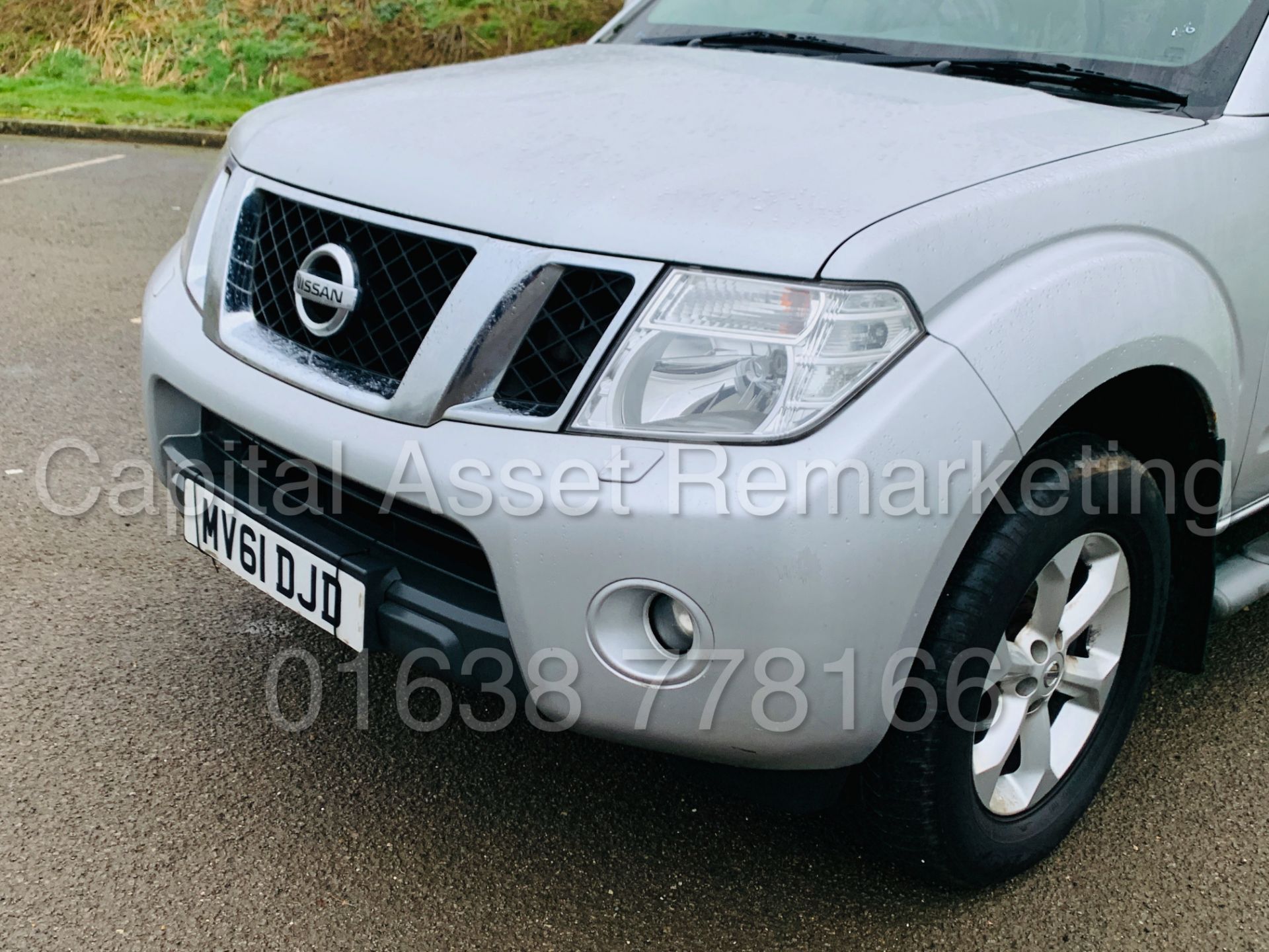 (ON SALE) NISSAN NAVARA *TEKNA* D/CAB 4X4 PICK-UP (2012 MODEL) '2.5 DCI - 188 BHP - AUTO' * - Image 15 of 48