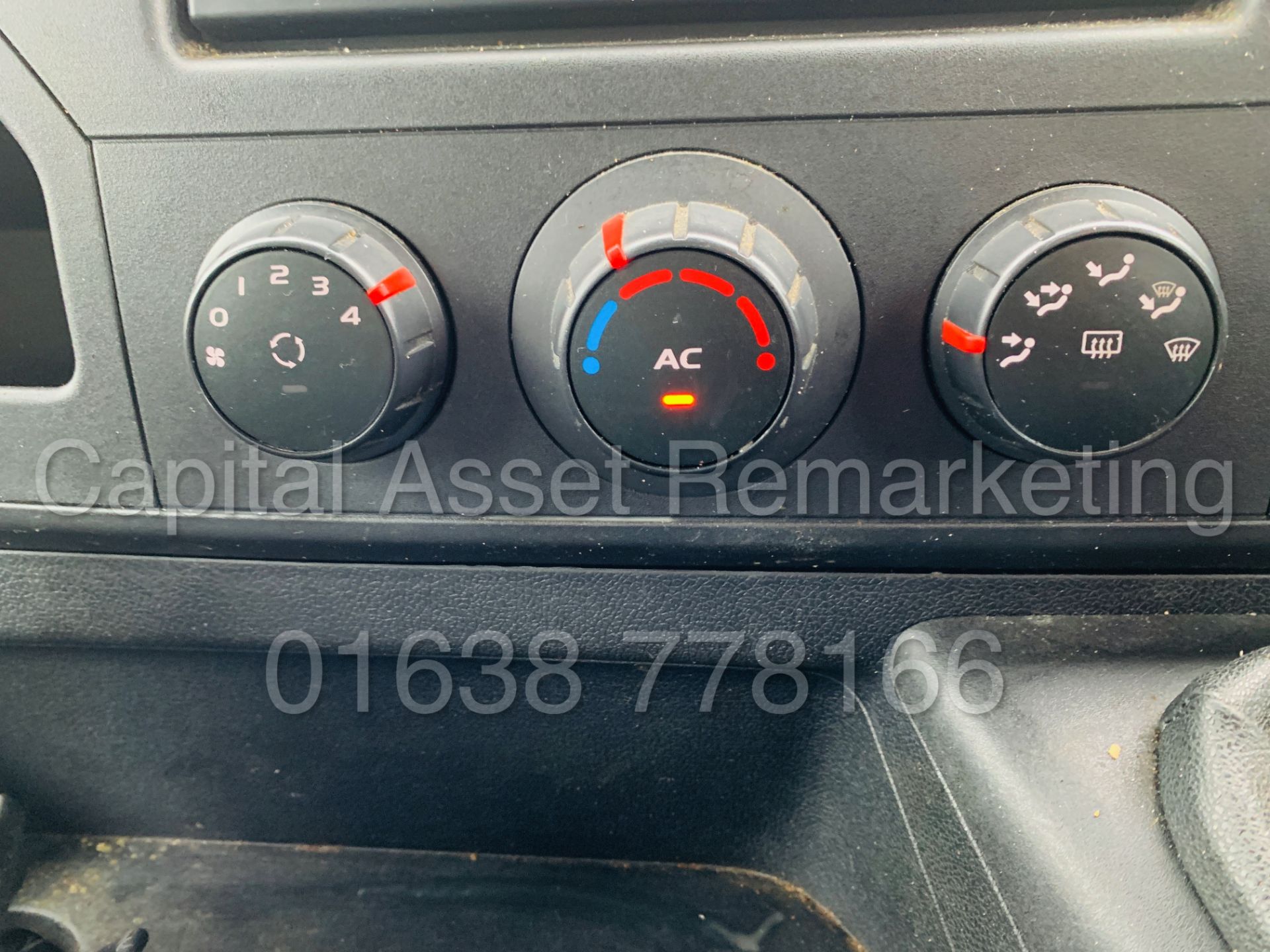 RENAULT MASTER MM35 *MWB HI-ROOF / REFRIGERATED VAN* (2014) '2.3 DCI - 125 BHP - 6 SPEED' *AIR CON* - Image 33 of 36