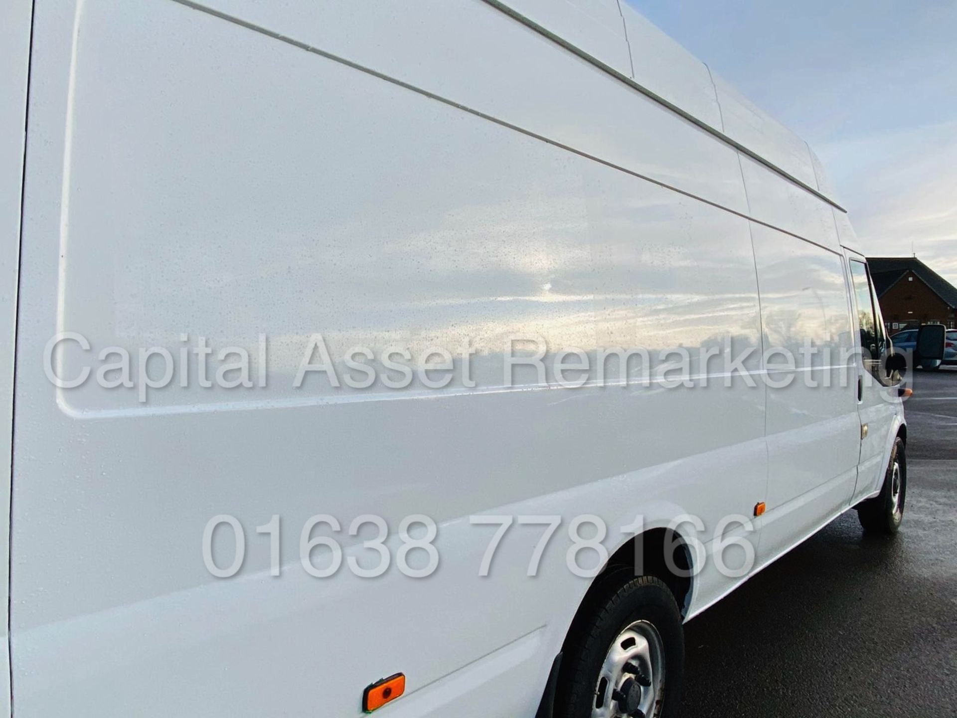 FORD TRANSIT 125 T350L RWD *XLWB HI-ROOF / JUMBO* (2013) '2.2 TDCI - 125 BHP - 6 SPEED' (3500 KG) - Image 12 of 31