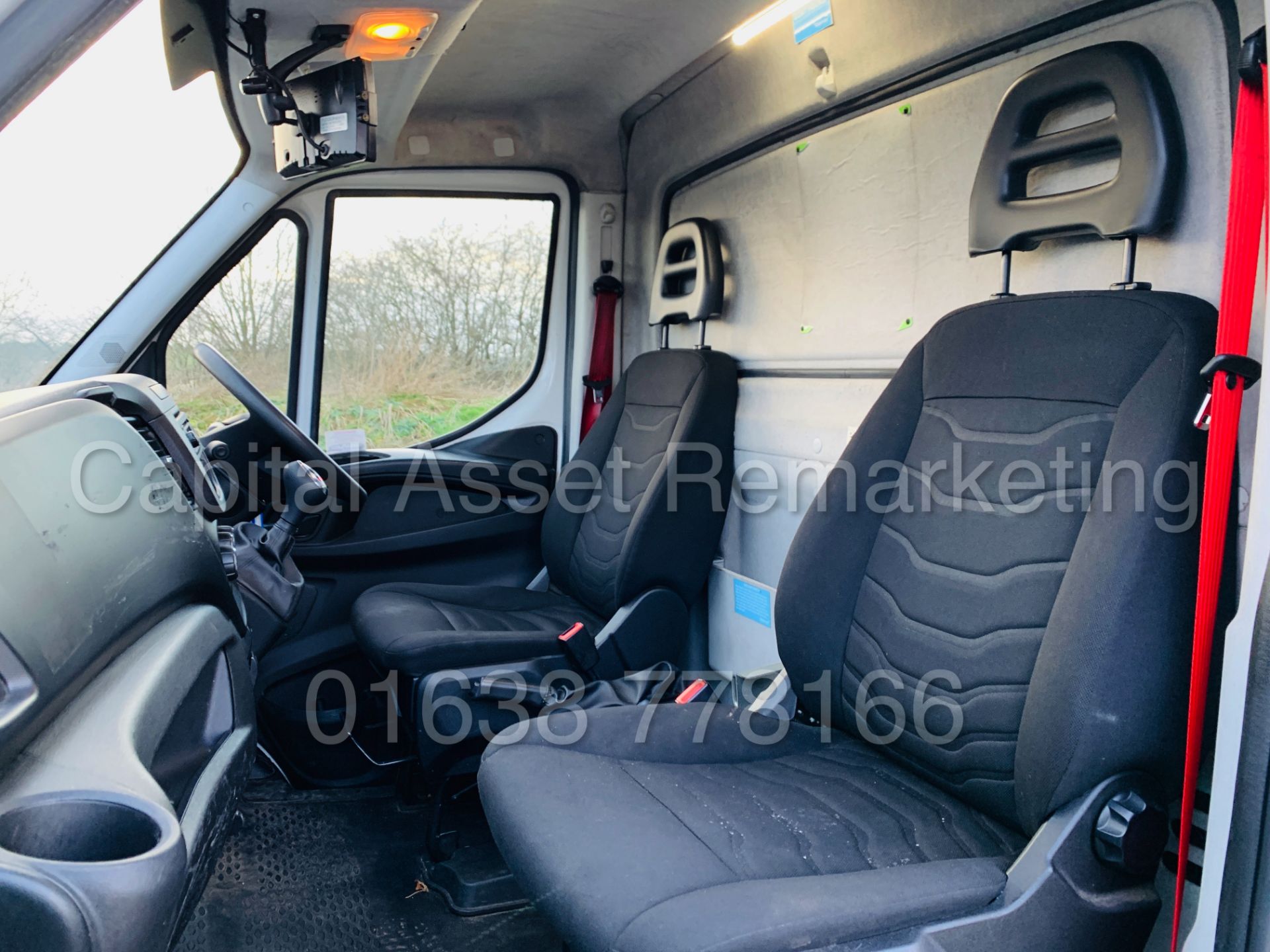 (On Sale) IVECO DAILY 35S11 *LWB - REFRIGERATED BOX* (2015 - NEW MODEL) '2.3 DIESEL - 8 SPEED AUTO' - Image 19 of 39