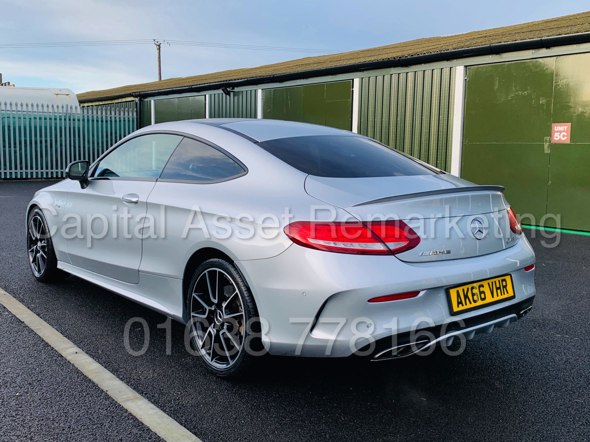 MERCEDES-BENZ C43 AMG *PREMIUM 4 MATIC* COUPE (2017) '9-G AUTO - LEATHER - SAT NAV' **FULLY LOADED** - Image 8 of 67