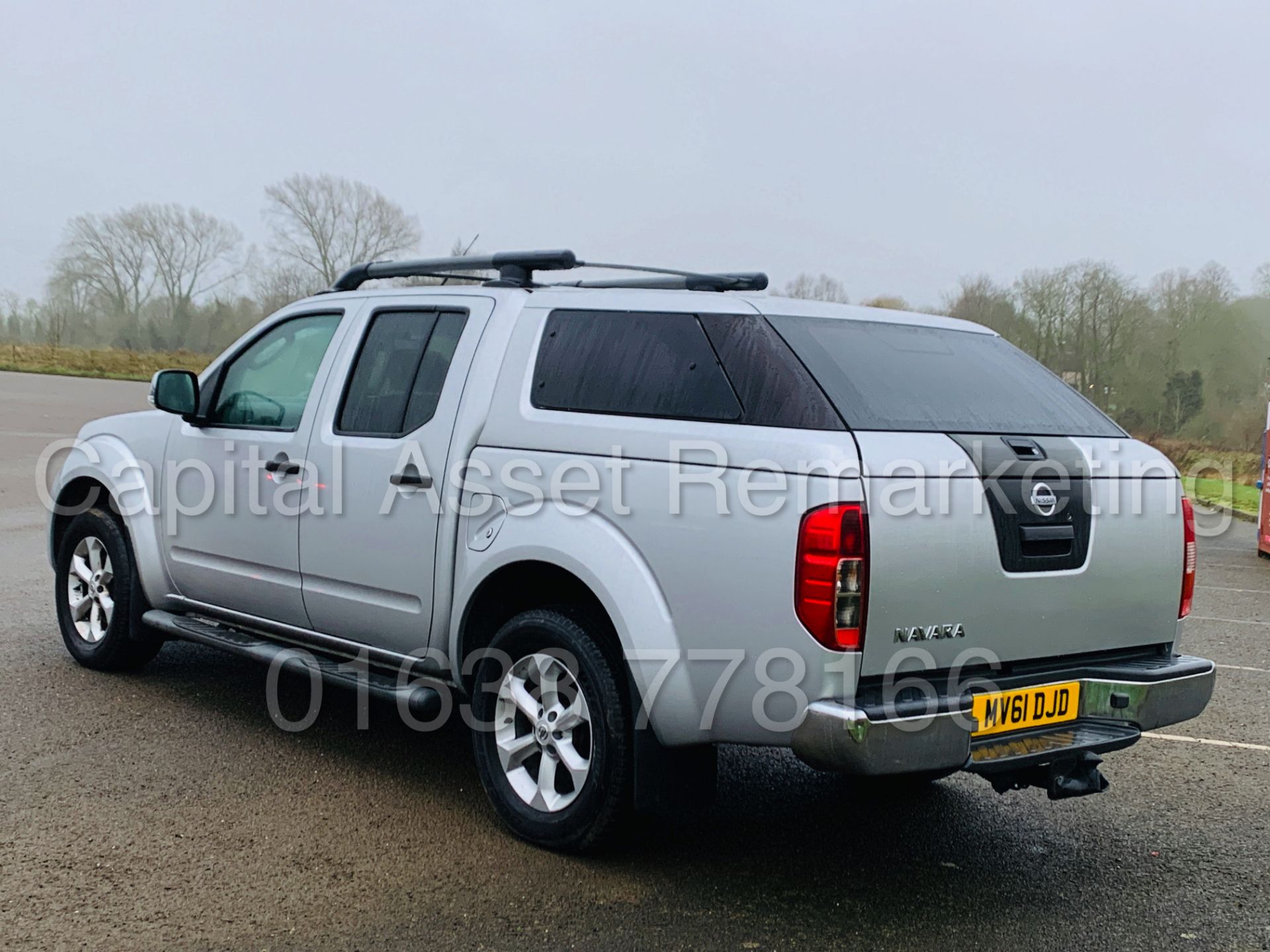 (ON SALE) NISSAN NAVARA *TEKNA* D/CAB 4X4 PICK-UP (2012 MODEL) '2.5 DCI - 188 BHP - AUTO' * - Image 9 of 48