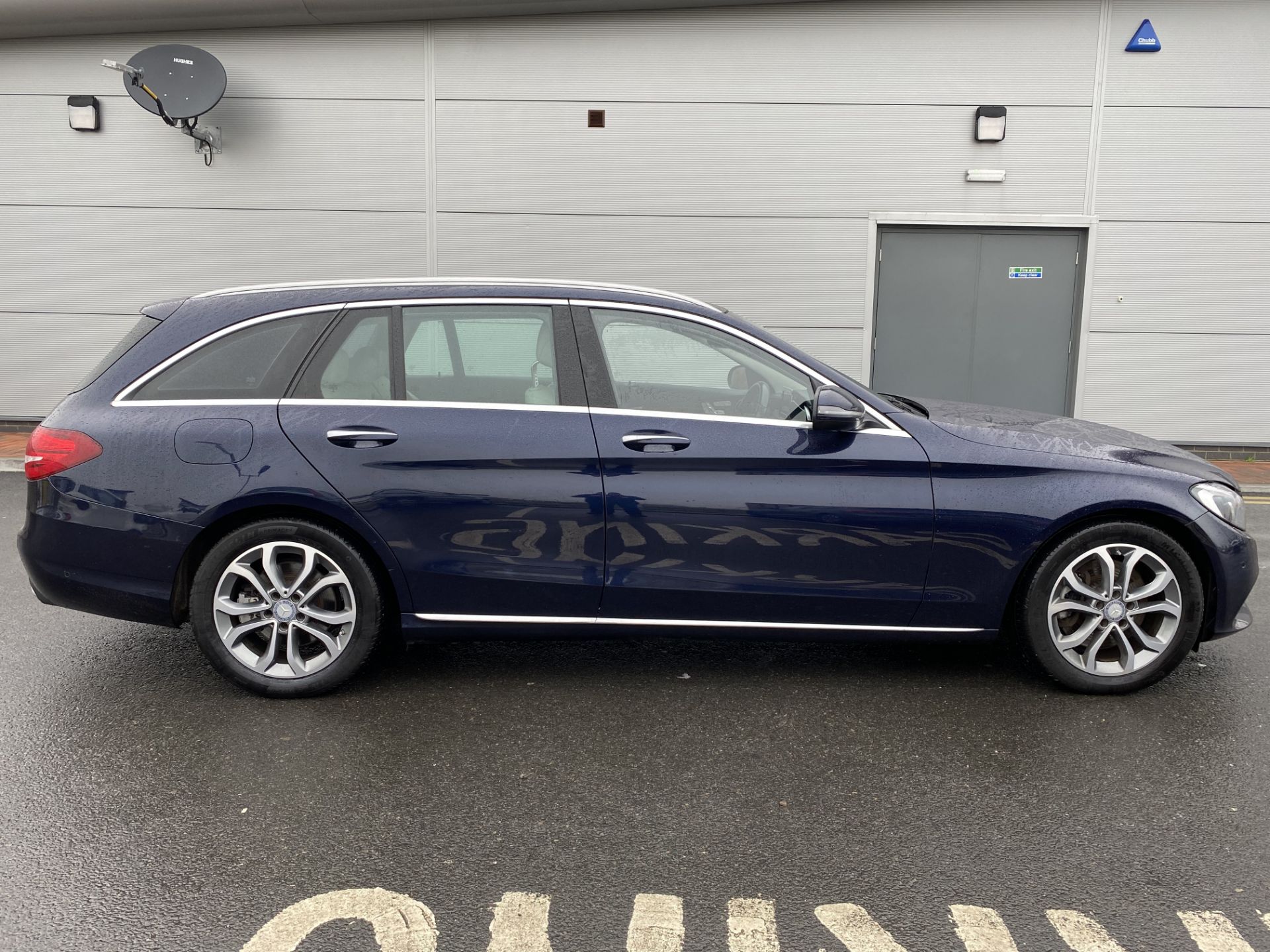 MERCEDES-BENZ C300d AUTO "HYBRID" SPORT PREMIUM ESTATE - 16 REG - 1 KEEPER - HUGE SPEC - PAN ROOF - Image 7 of 28