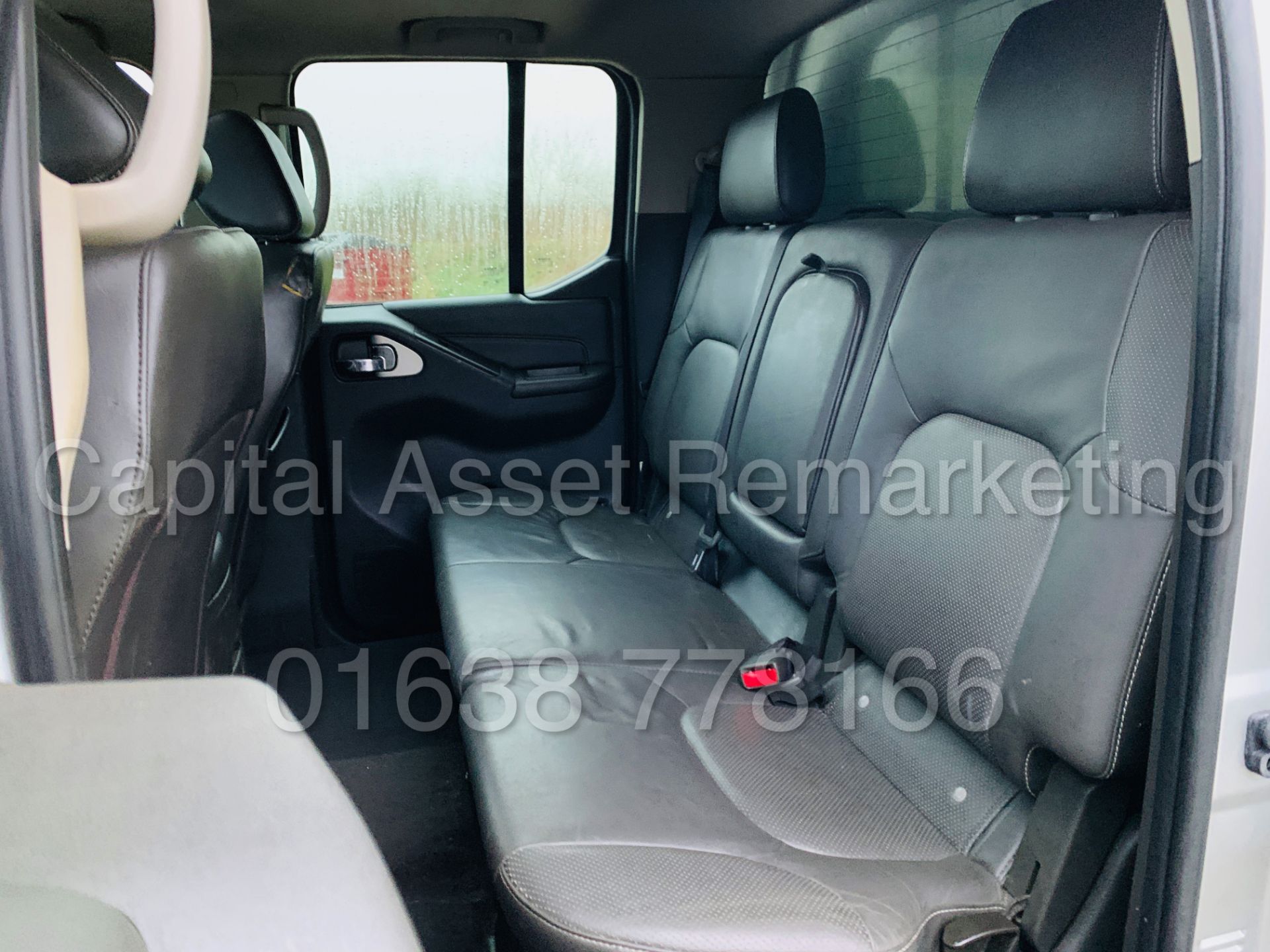 (ON SALE) NISSAN NAVARA *TEKNA* D/CAB 4X4 PICK-UP (2012 MODEL) '2.5 DCI - 188 BHP - AUTO' * - Image 26 of 48