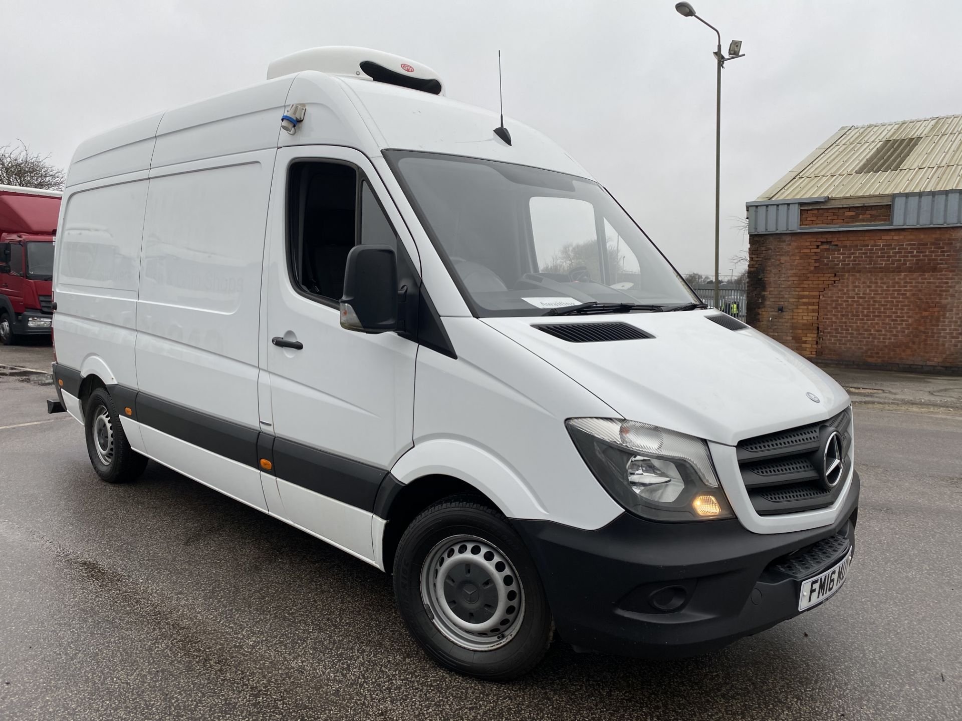 ON SALE MERCEDES SPRINTER 313CDI "MWB" HIGH ROOF FRIDGE FREEZER VAN -20c - 16 reg - - Image 2 of 15