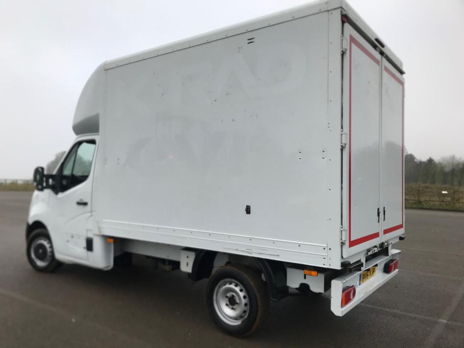 NISSAN NV400 "SE" 2.3DCI LONG WHEEL BASE LUTON BOX VAN - 16 REG - 1 KEEPER - 6 SPEED - LOOK!! - Image 6 of 16