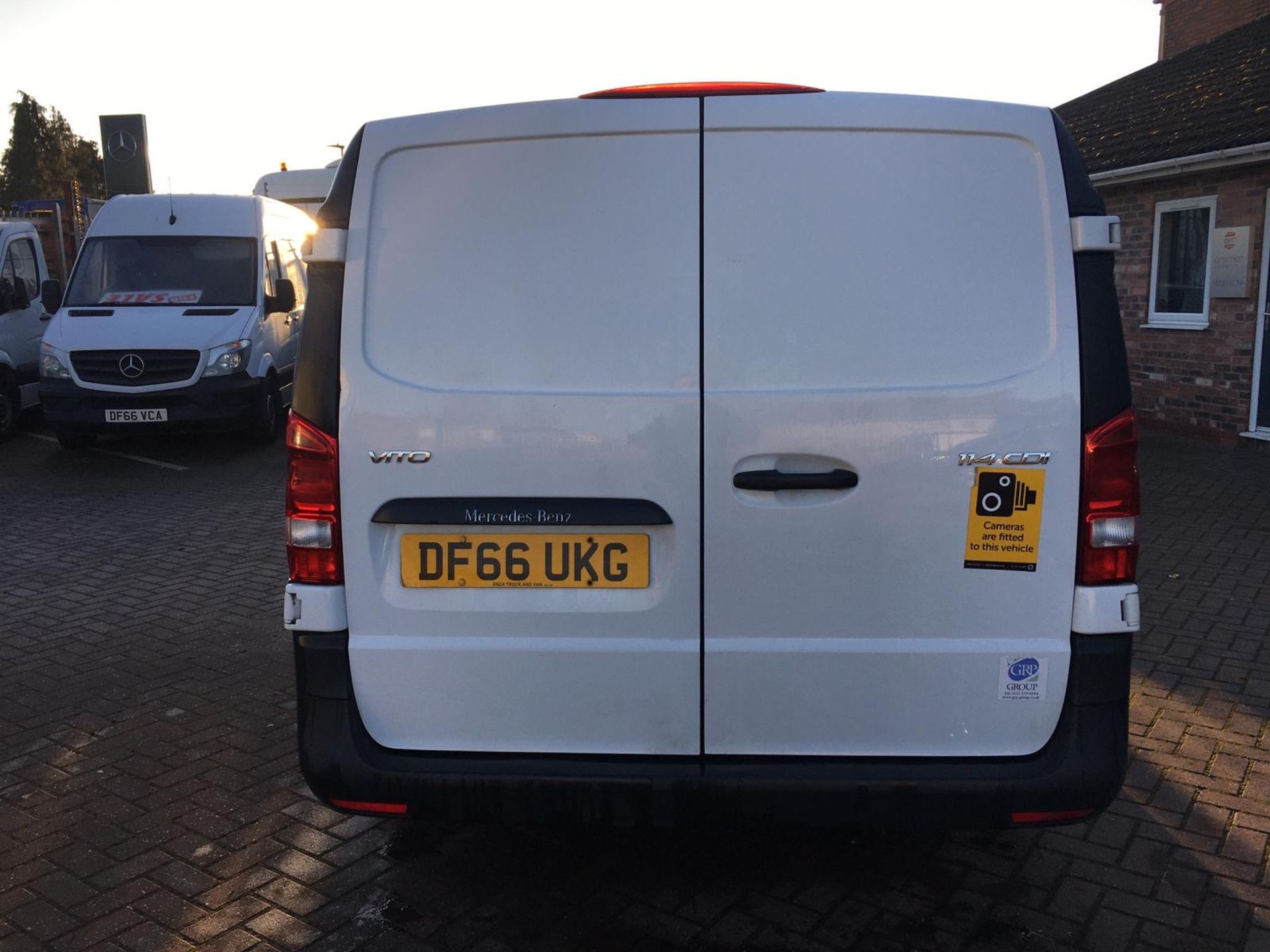 On Sale MERCEDES VITO 114CDI XLWB FRIDGE CHILLER VAN - EURO 6 - ULEZ COMPLIANT - 2017 MODEL - - Image 5 of 11