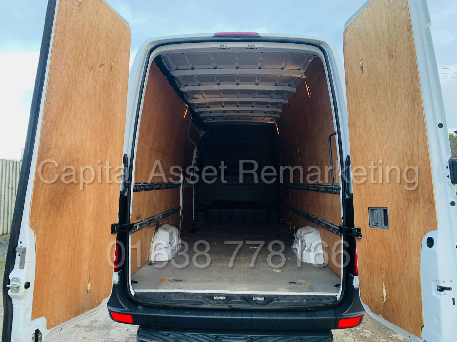 (On Sale) MERCEDES-BENZ SPRINTER 314 CDI *LWB HI-ROOF* (66 REG - EURO 6) *U-LEZ* (1 OWNER) *NO VAT* - Image 22 of 37