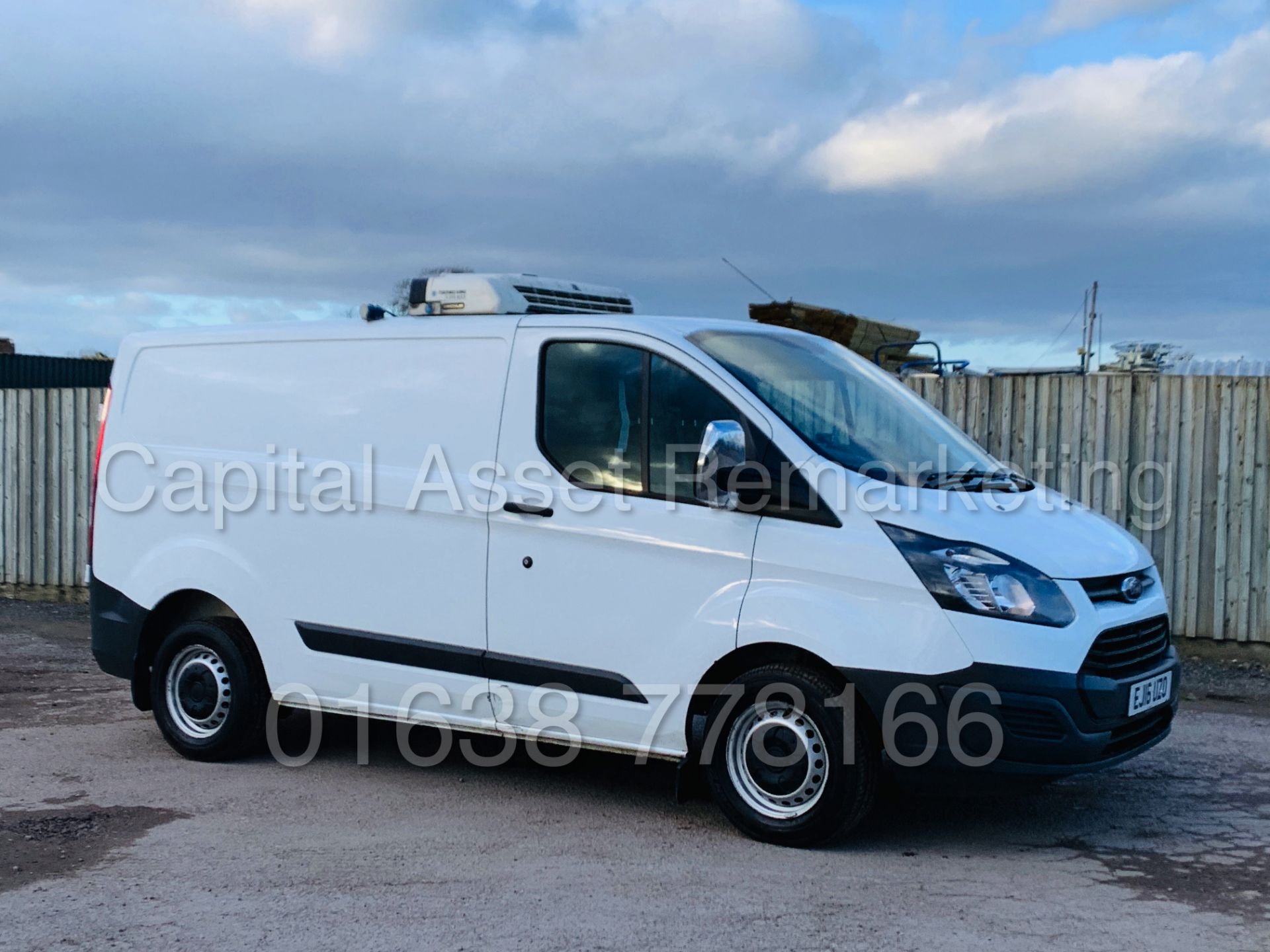 (On Sale) FORD TRANSIT CUSTOM 290 ECO-TECH *SWB - FRIDGE / FREEZER VAN* (2016) '2.2 TDCI - 6 SPEED' - Image 3 of 36