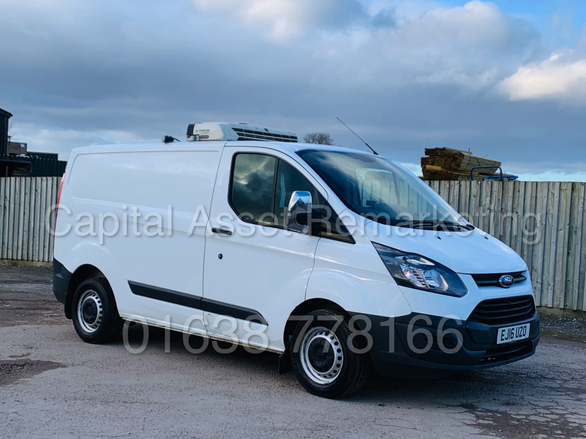 (On Sale) FORD TRANSIT CUSTOM 290 ECO-TECH *SWB - FRIDGE / FREEZER VAN* (2016) '2.2 TDCI - 6 SPEED' - Image 2 of 36