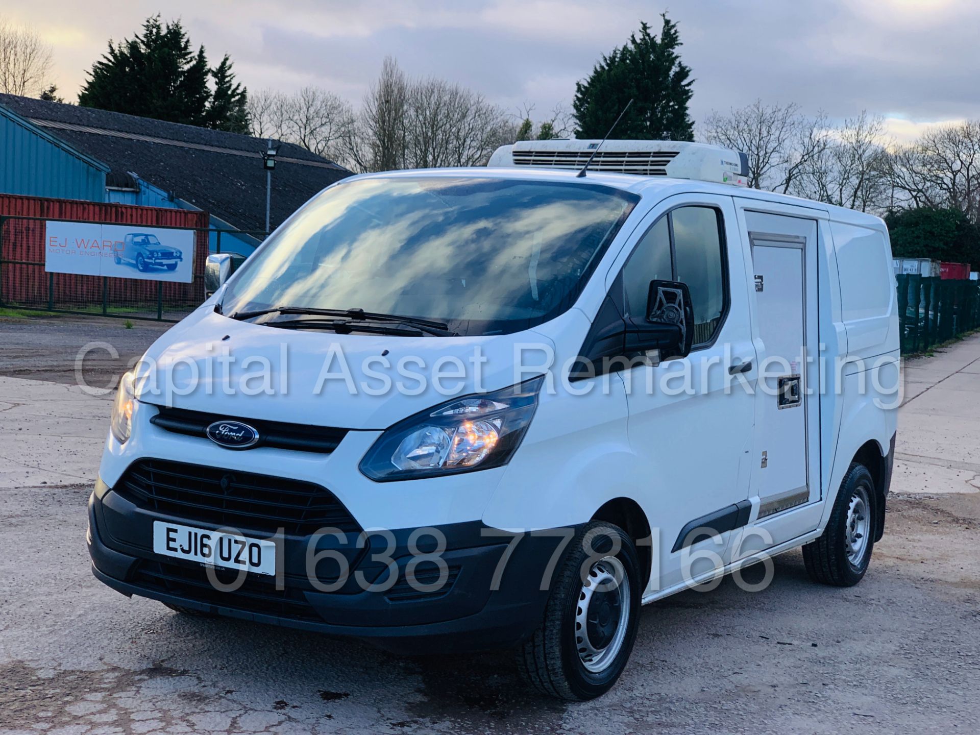 (On Sale) FORD TRANSIT CUSTOM 290 ECO-TECH *SWB - FRIDGE / FREEZER VAN* (2016) '2.2 TDCI - 6 SPEED' - Image 6 of 36