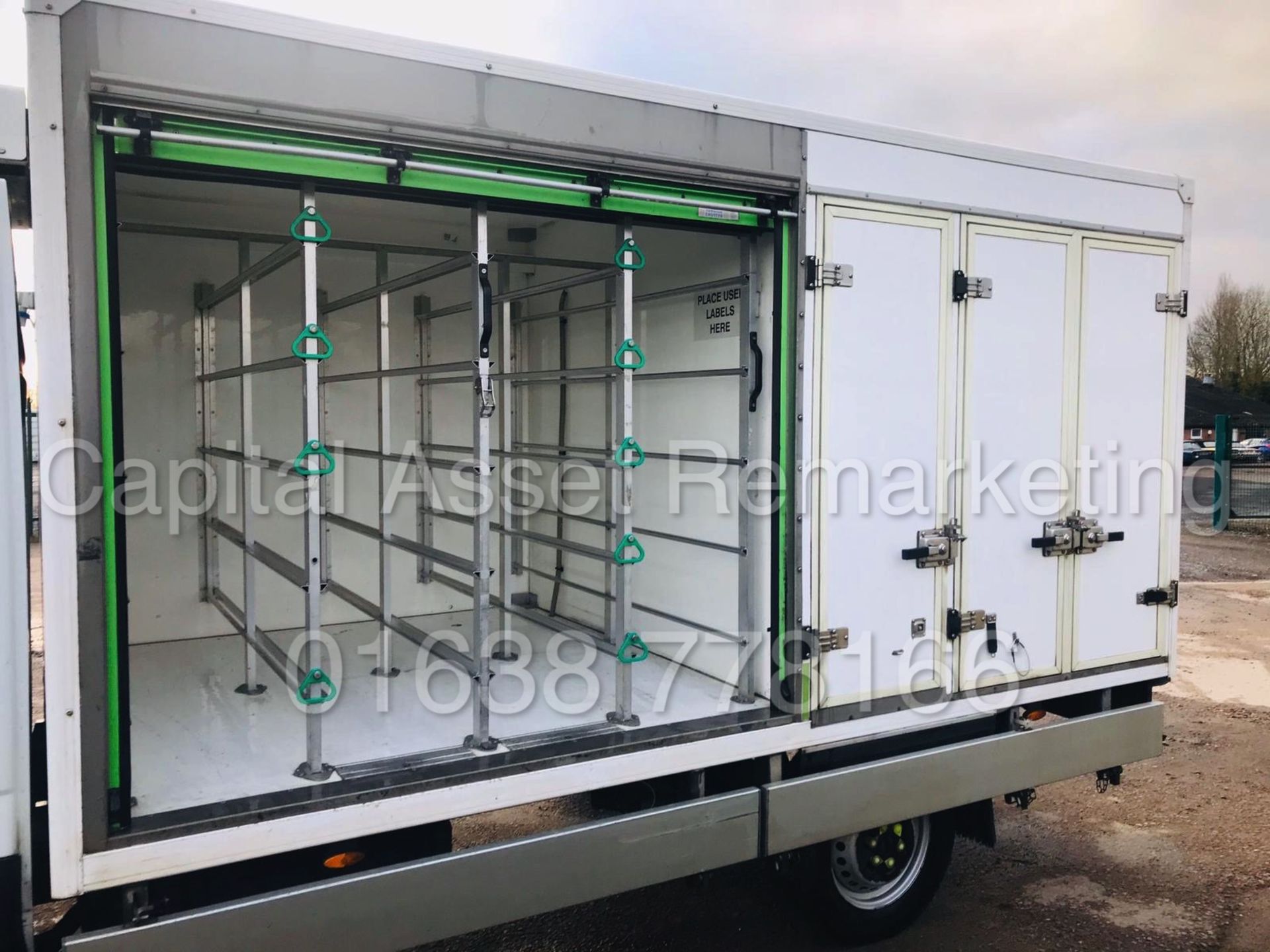 IVECO DAILY 35S11 *LWB - REFRIGERATED BOX* (2015 - NEW MODEL) '2.3 DIESEL - 8 SPEED AUTO' - Image 22 of 37