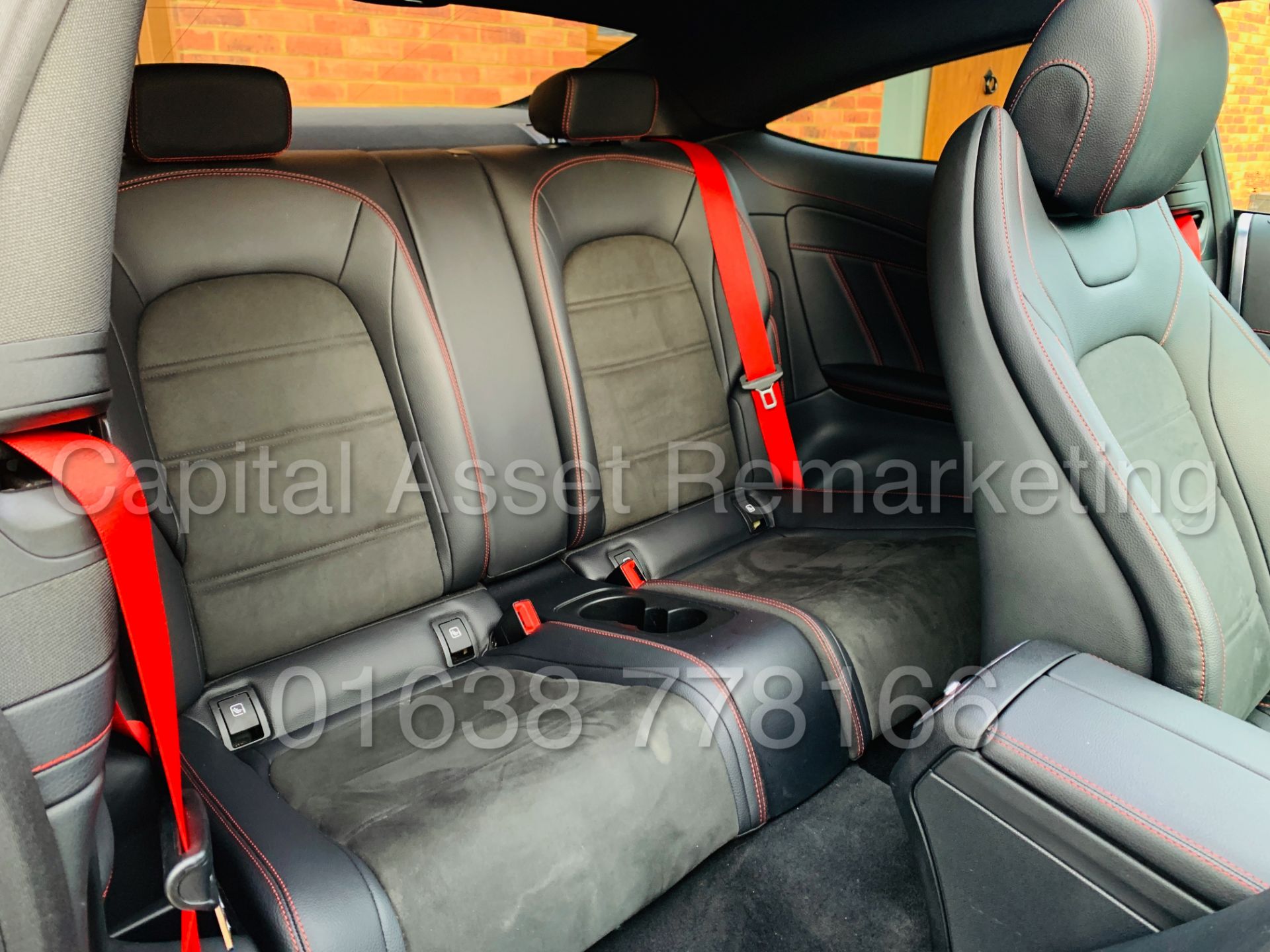 MERCEDES-BENZ C43 AMG *PREMIUM 4 MATIC* COUPE (2017) '9-G AUTO - LEATHER - SAT NAV' **FULLY LOADED** - Image 28 of 46