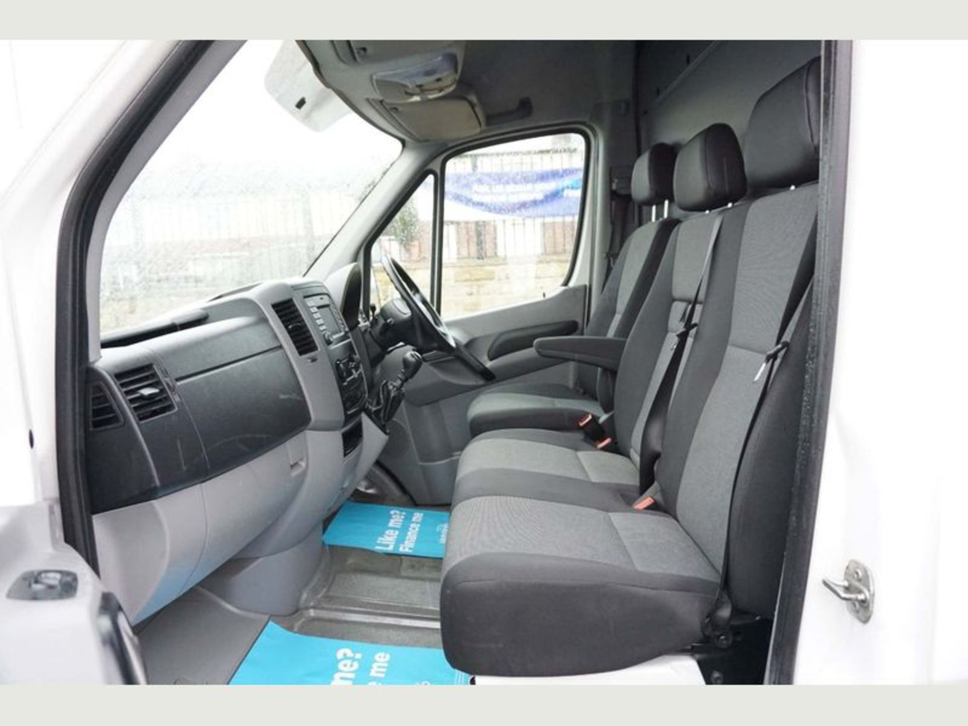 On Sale VOLKSWAGEN CRAFTER 2.0TDI (136) LONG WHEEL BASE HIGH ROOF - 1 KEEPER - 16 REG - LOW MILES - Image 3 of 7