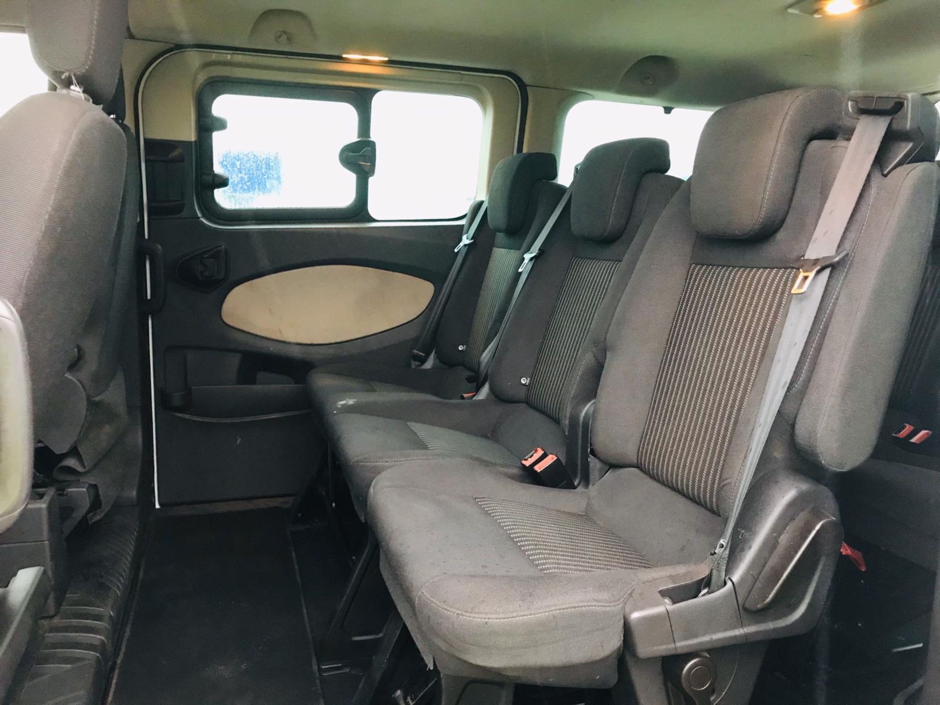 (ON SALE)FORD CUSTOM TOURNEO "TREND" 8 SEATER MINIBUS - 16 REG - 1 KEEPER - AIR CON - HEATED SEATS - - Image 13 of 16