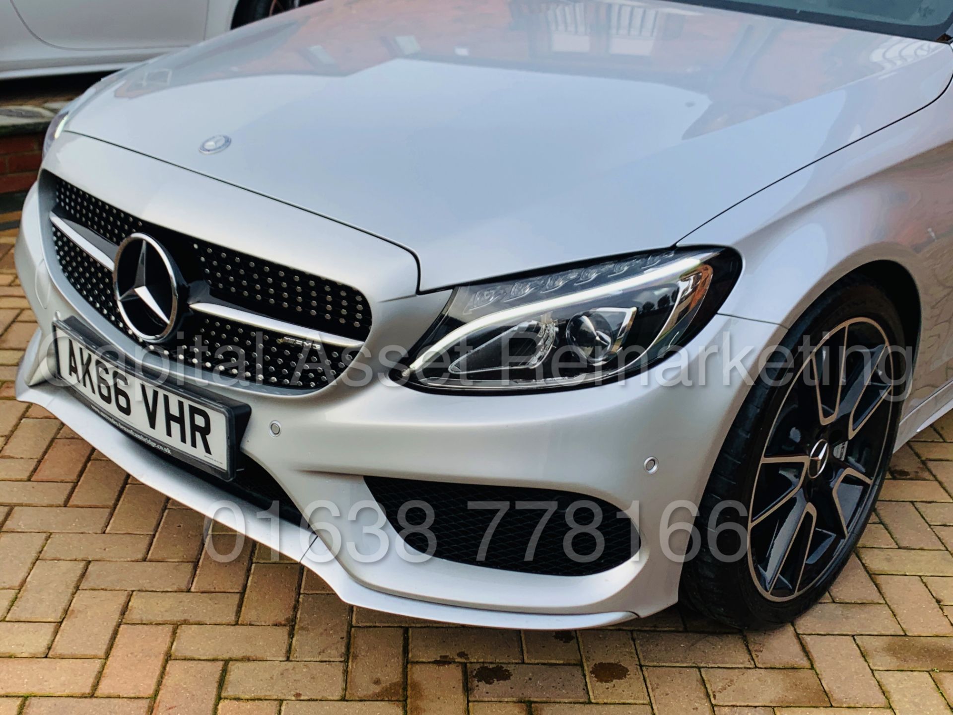 MERCEDES-BENZ C43 AMG *PREMIUM 4 MATIC* COUPE (2017) '9-G AUTO - LEATHER - SAT NAV' **FULLY LOADED** - Image 14 of 46
