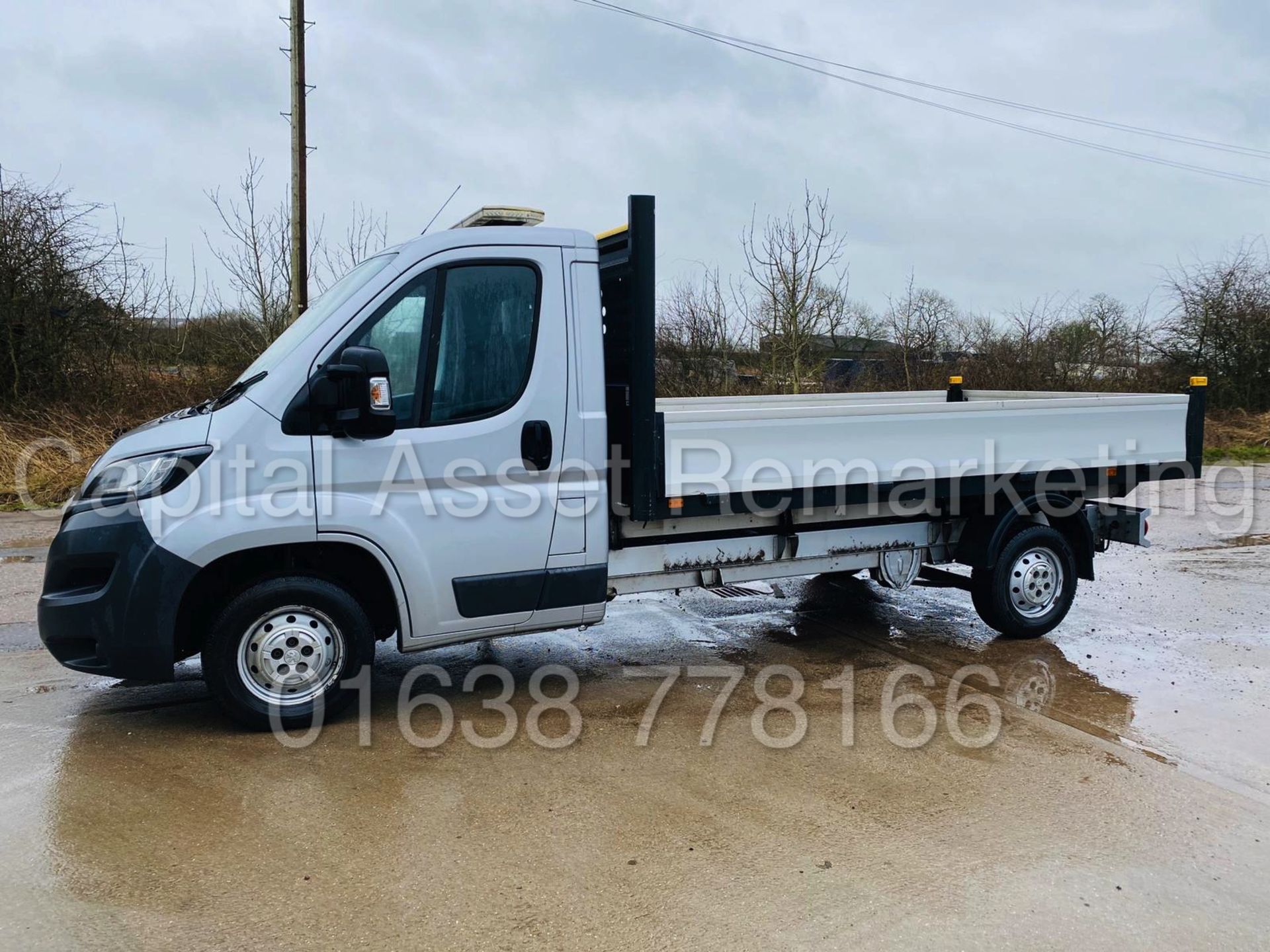 PEUGEOT BOXER 335 *LWB - ALLOY DROPSIDE TRUCK* (2016 MODEL) '2.2 HDI - 130 BHP - 6 SPEED' (3500 KG) - Image 4 of 32