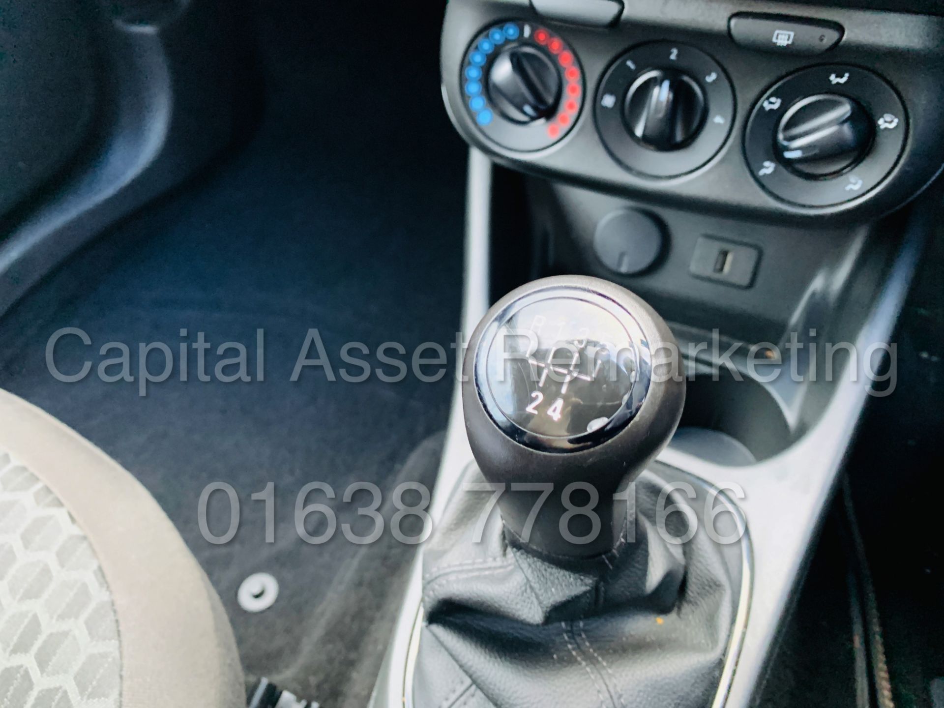 (On Sale) VAUXHALL CORSA *LCV - PANEL VAN* (2018-NEW MODEL) ' STOP/START - EURO 6' *U-LEZ COMPLIANT* - Image 32 of 35