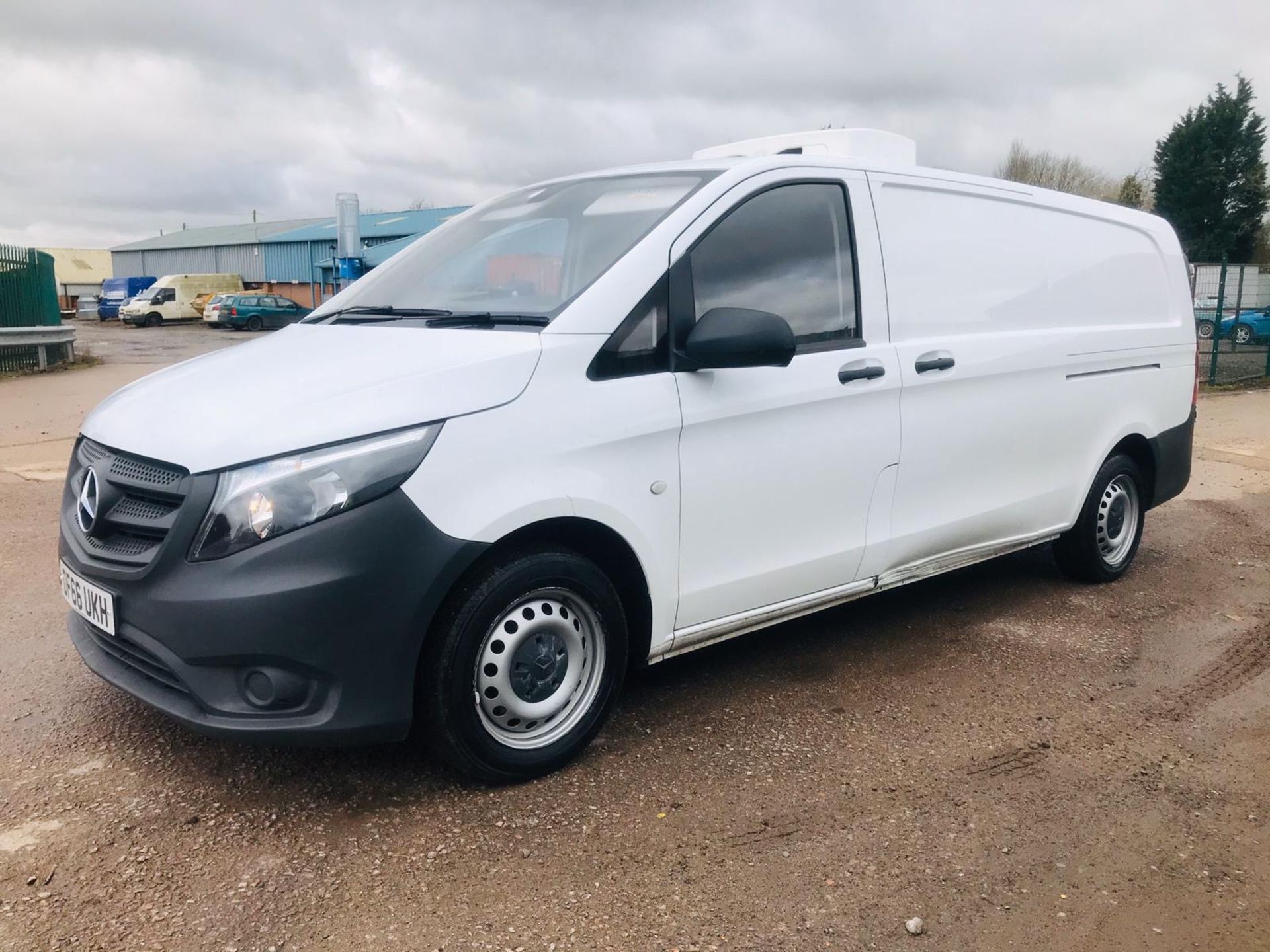 MERCEDES VITO 114CDI "XLWB" FRIDGE CHILLER VAN - 2017 MODEL - NEW SHAPE - "GAH" UNIT - EURO 6 "ULEZ" - Image 2 of 12