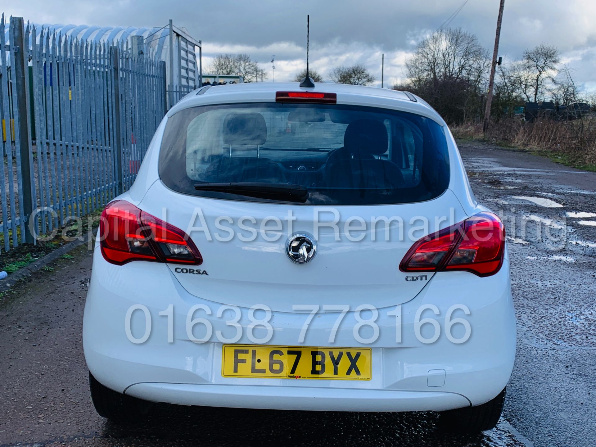 (On Sale) VAUXHALL CORSA *LCV - PANEL VAN* (2018-NEW MODEL) ' STOP/START - EURO 6' *U-LEZ COMPLIANT* - Image 10 of 35