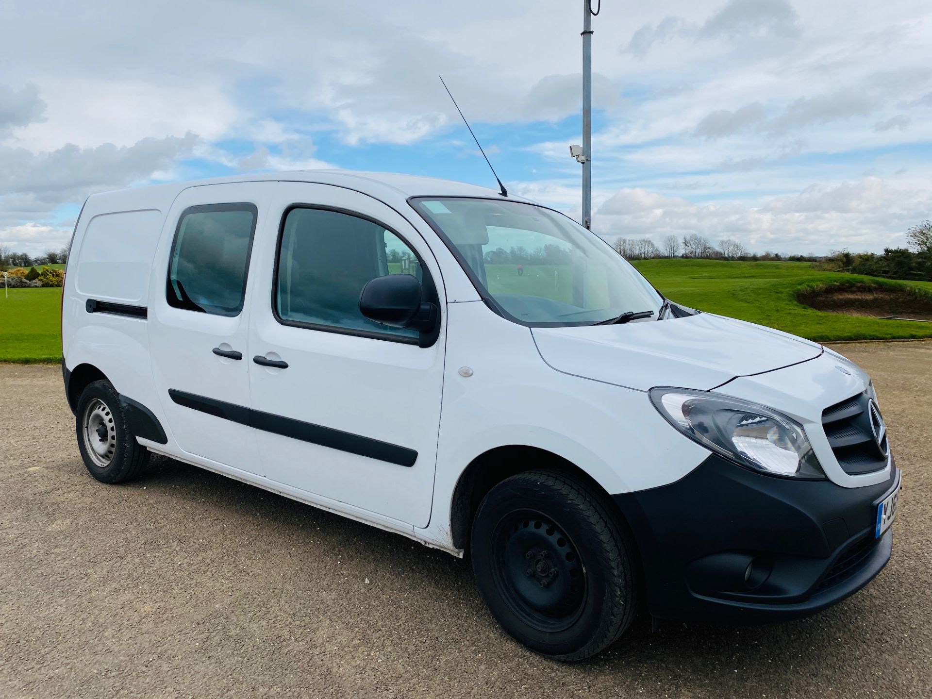 (ON SALE) MERCEDES CITAN 109CDI "XLWB" 5 SEATER DUALINER - (2016 MODEL) - 1 KEEPER - FSH- ELEC PACK - Image 2 of 21