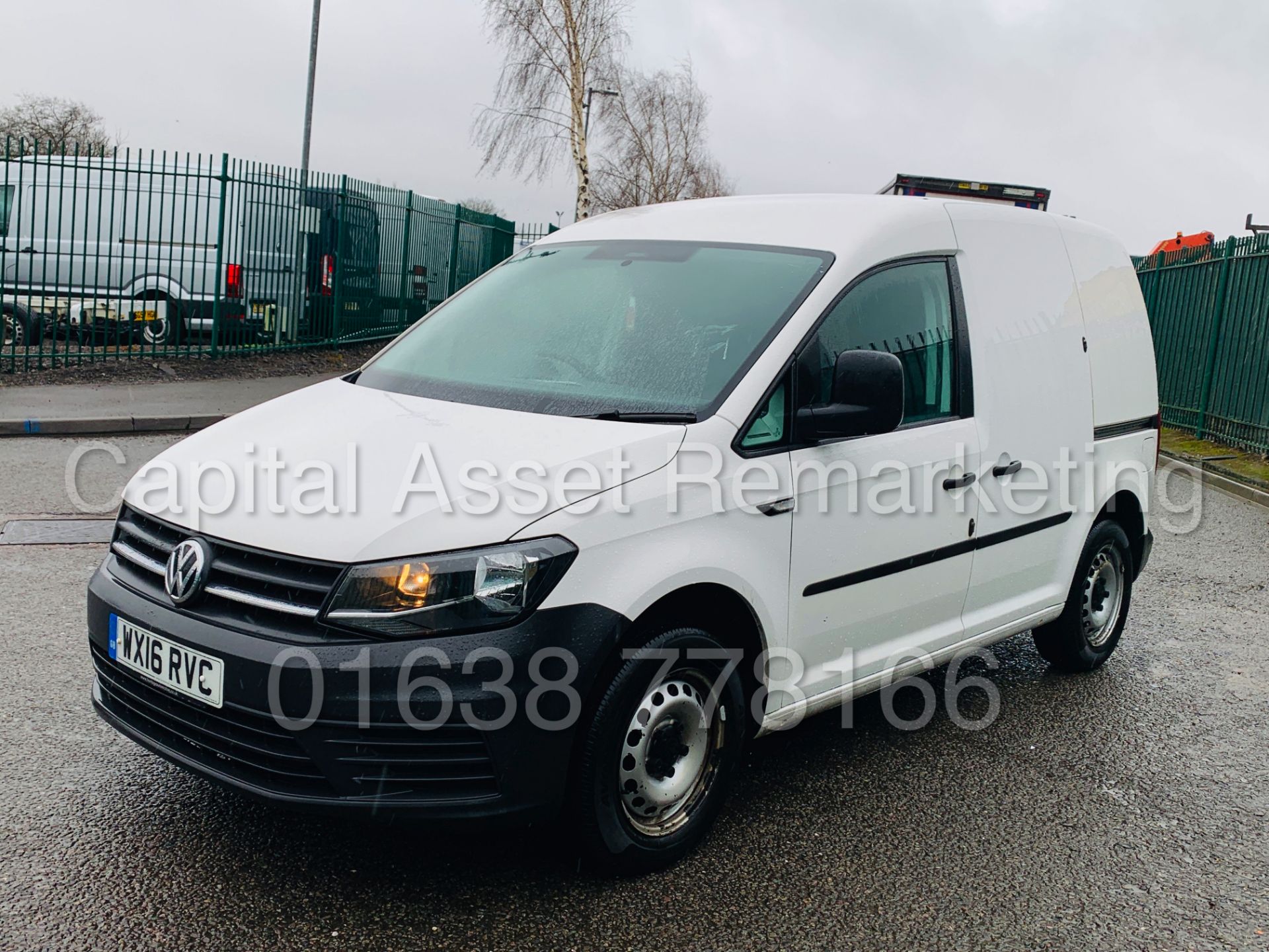 VOLKSWAGEN CADDY C20 *SWB - PANEL VAN* (2016 - NEW MODEL) '2.0 TDI - 102 BHP' **AIR CON** (1 OWNER)