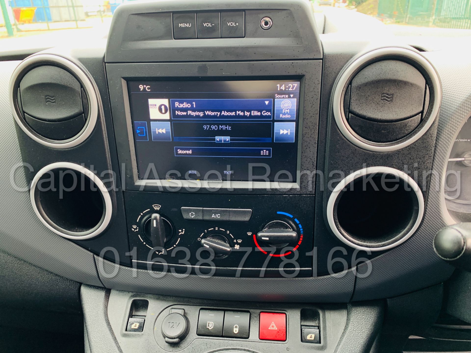 PEUGEOT PARTNER *PROFESSIONAL* SWB - PANEL VAN (2017 MODEL) '1.6 BLUE HDI-EURO 6' *U-LEZ COMPLIANT* - Image 35 of 42