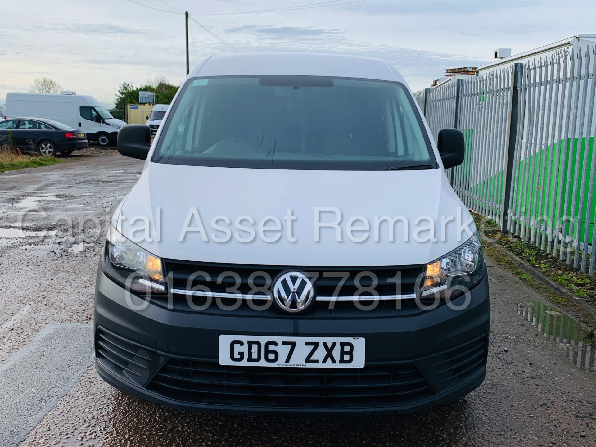 VOLKSWAGEN CADDY C20 *SWB - PANEL VAN* (2018 - NEW MODEL) '2.0 TDI - EURO 6' (1 OWNER FROM NEW) - Image 4 of 39