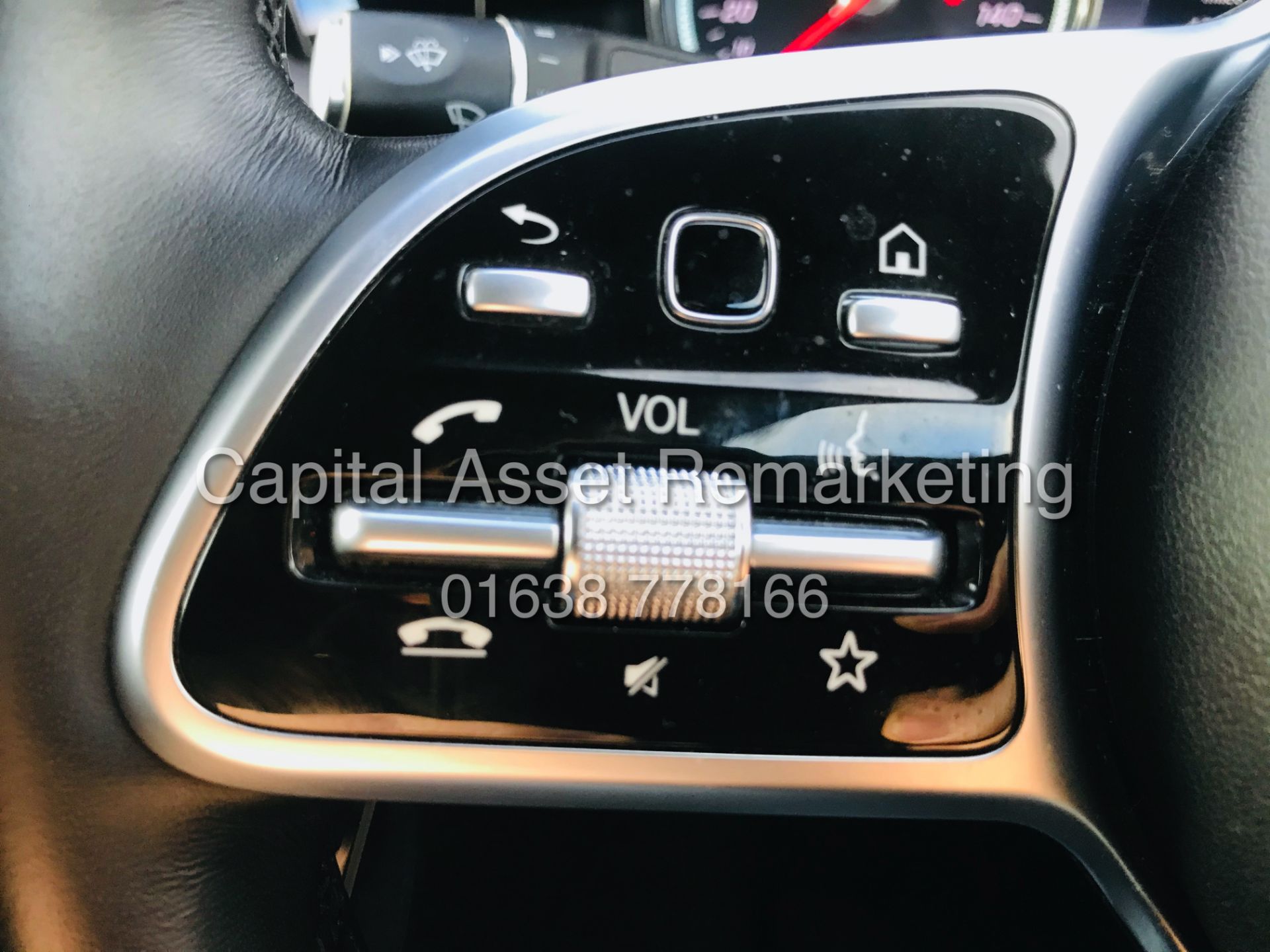 MERCEDES E220d "SE" 9G AUTO 4 DOOR SALOON (2019 MODEL) SAT NAV - LEATHER - HUGE SPEC - LOOK!!! - Image 35 of 37