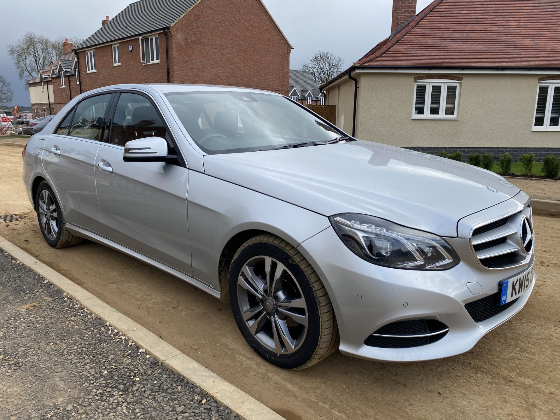 On Sale MERCEDES E220d "special equipment" 7G TRONIC AUTO - 15 REG - SAT NAV - LEATHER - NO VAT!