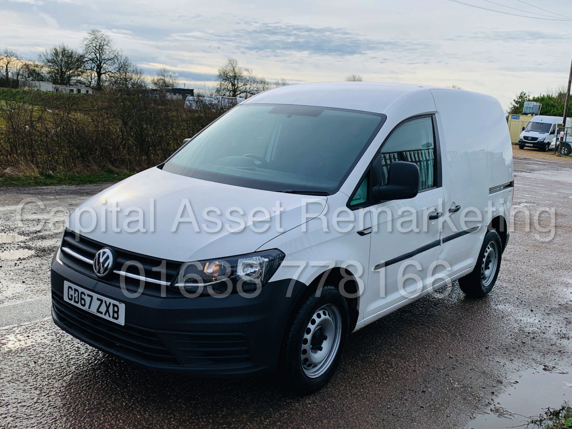 VOLKSWAGEN CADDY C20 *SWB - PANEL VAN* (2018 - NEW MODEL) '2.0 TDI - EURO 6' (1 OWNER FROM NEW) - Image 6 of 39