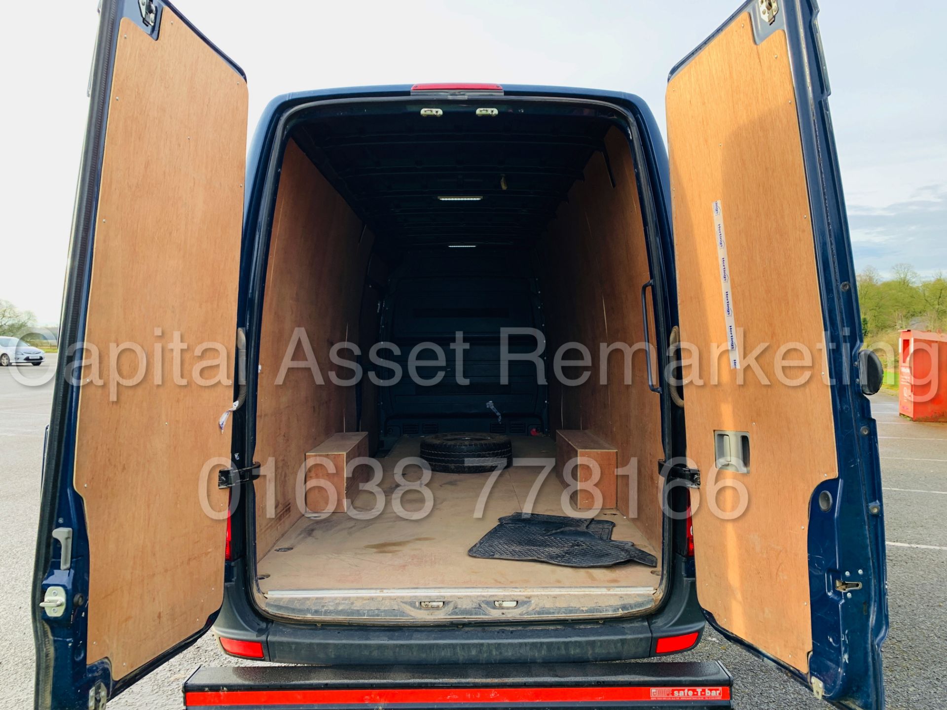 MERCEDES-BENZ SPRINTER 314 CDI *XLWB HI-ROOF* (2017 MODEL - EURO 6 / AD-BLUE) *140 BHP - 6 SPEED* - Image 21 of 37