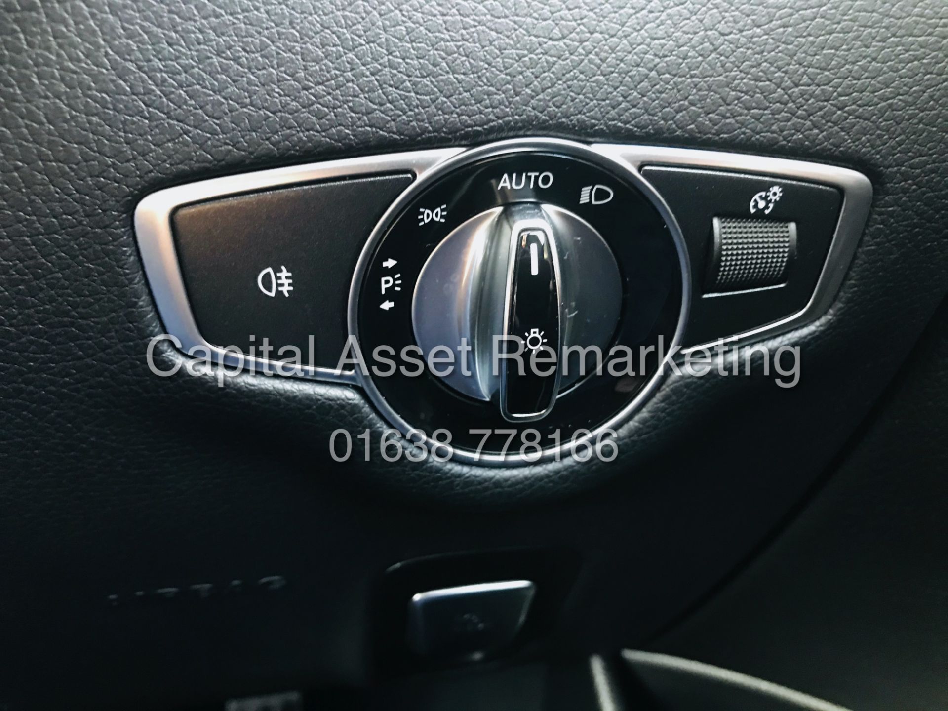 MERCEDES E220d "SE" 9G AUTO 4 DOOR SALOON (2019 MODEL) SAT NAV - LEATHER - HUGE SPEC - LOOK!!! - Image 34 of 37