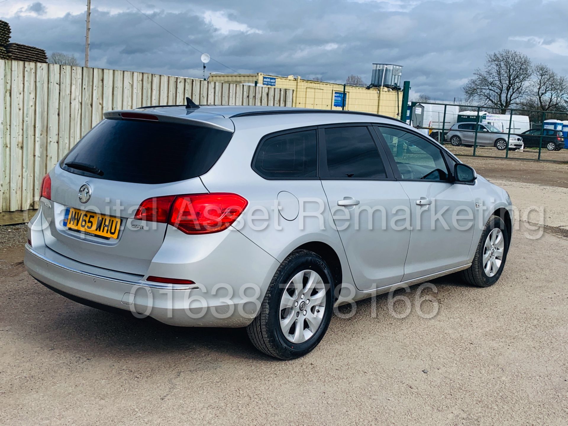 On Sale VAUXHALL ASTRA *DESIGN* 5 DOOR ESTATE (2016 MODEL) '1.6 CDTI - 6 SPEED' *SAT NAV* - Image 12 of 44