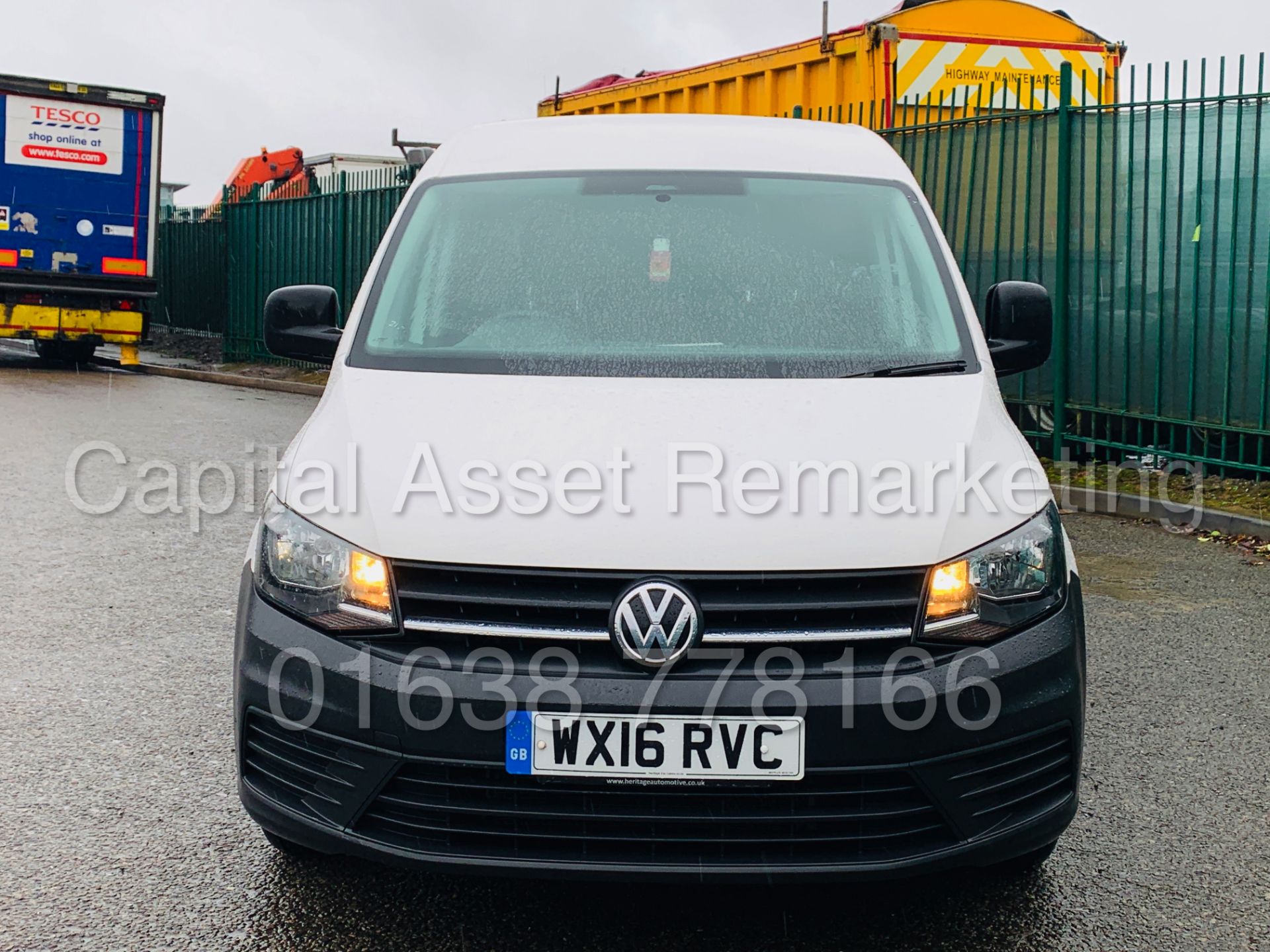 VOLKSWAGEN CADDY C20 *SWB - PANEL VAN* (2016 - NEW MODEL) '2.0 TDI - 102 BHP' **AIR CON** (1 OWNER) - Image 12 of 35