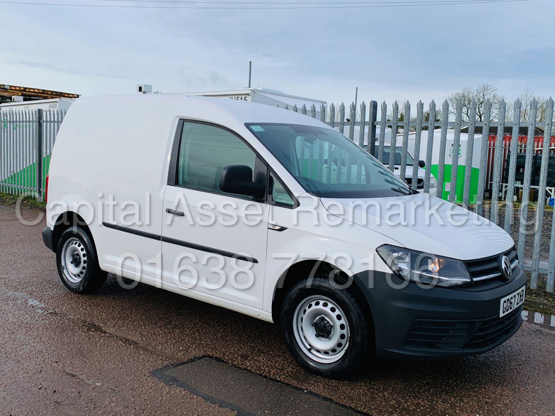 VOLKSWAGEN CADDY C20 *SWB - PANEL VAN* (2018 - NEW MODEL) '2.0 TDI - EURO 6' (1 OWNER FROM NEW) - Image 2 of 39