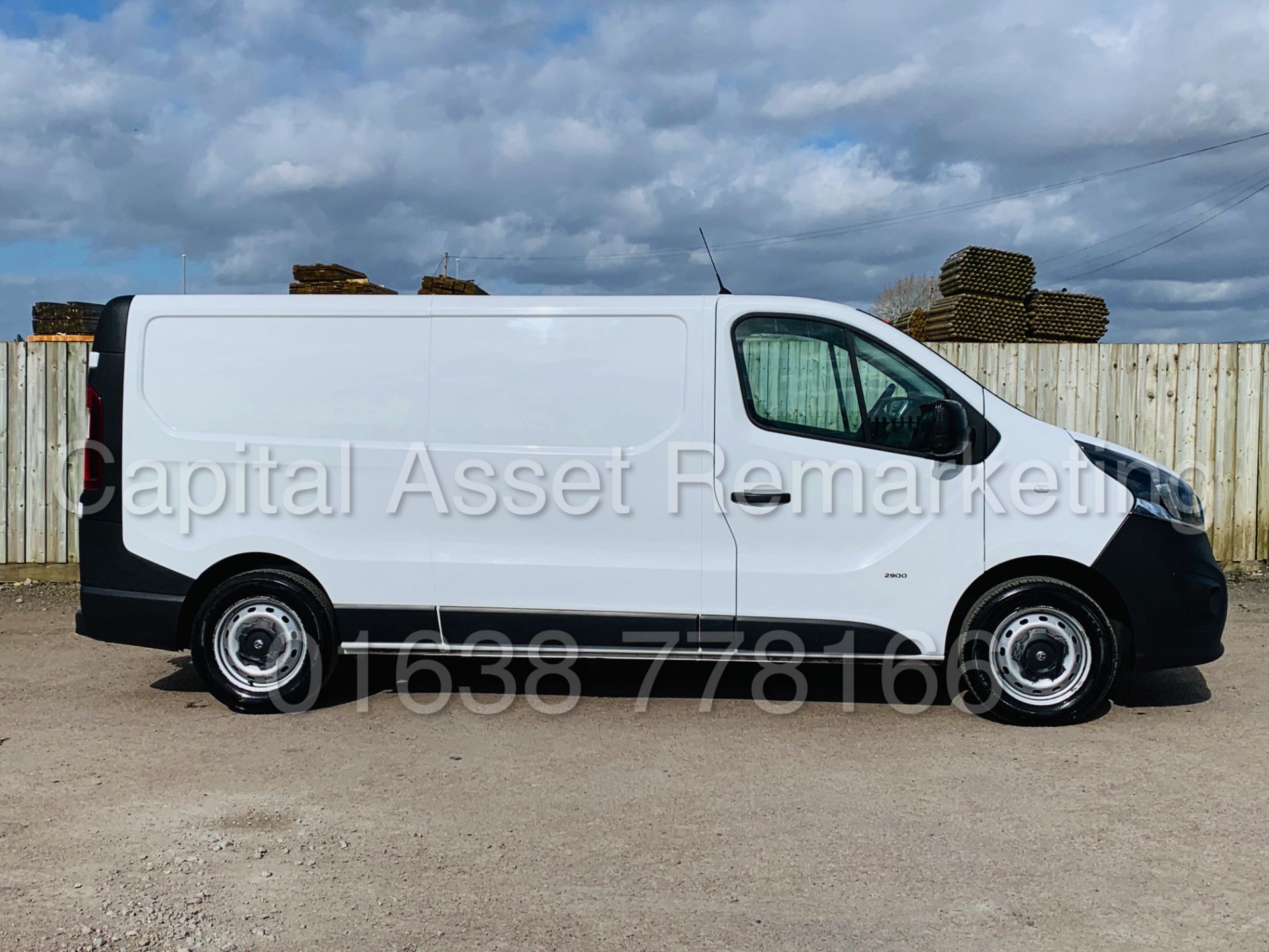 (On Sale) VAUXHALL VIVARO 2900 *LWB - PANEL VAN* (2015) '1.6 CDTI - 115 BHP - 6 SPEED' (NO VAT) - Image 13 of 37