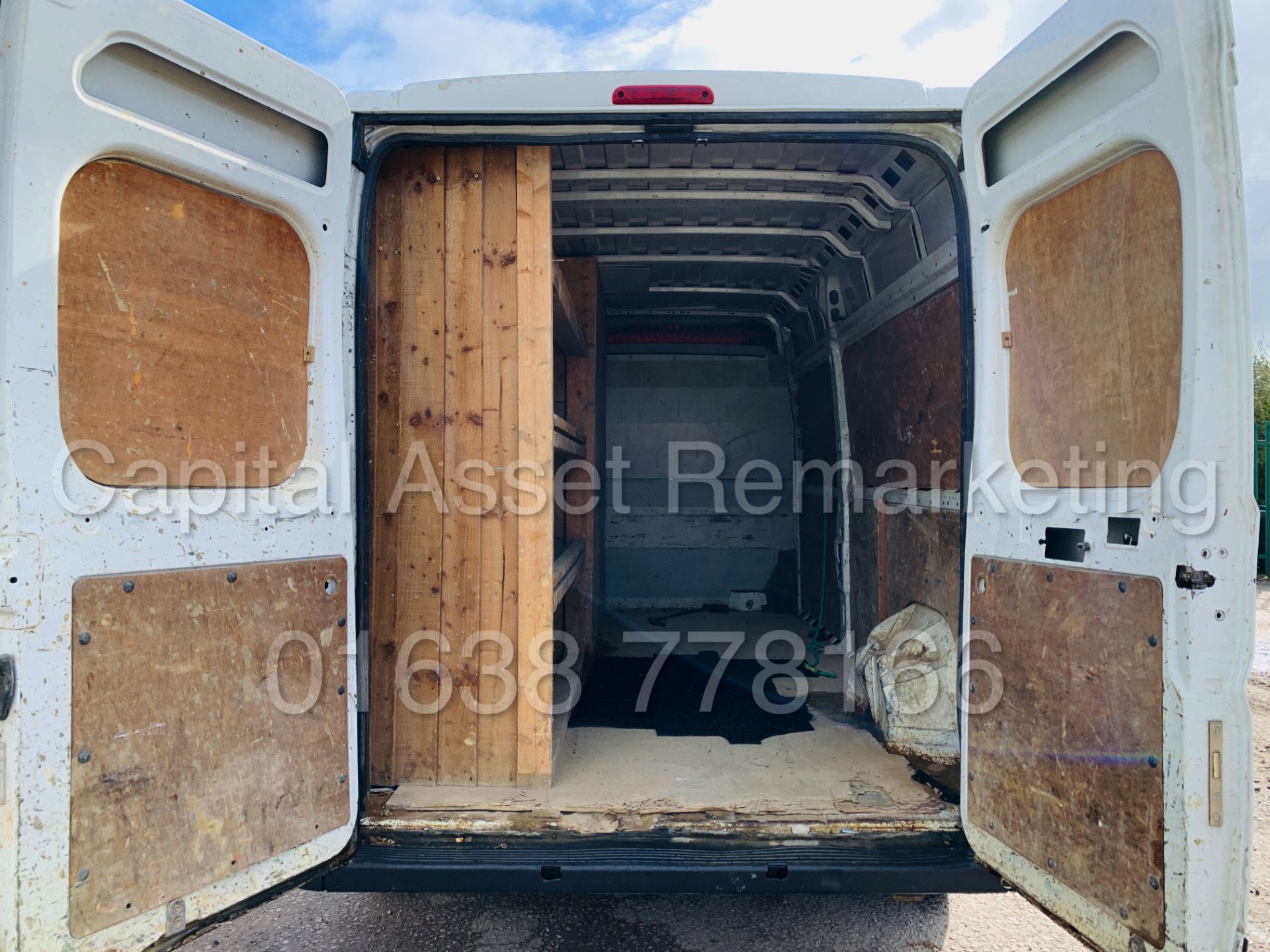 CITROEN RELAY *LWB HI-ROOF* (2011) '2.2 HDI - 120 BHP - 6 SPEED' **LOW MILEAGE** (3500 KG) - Image 22 of 37