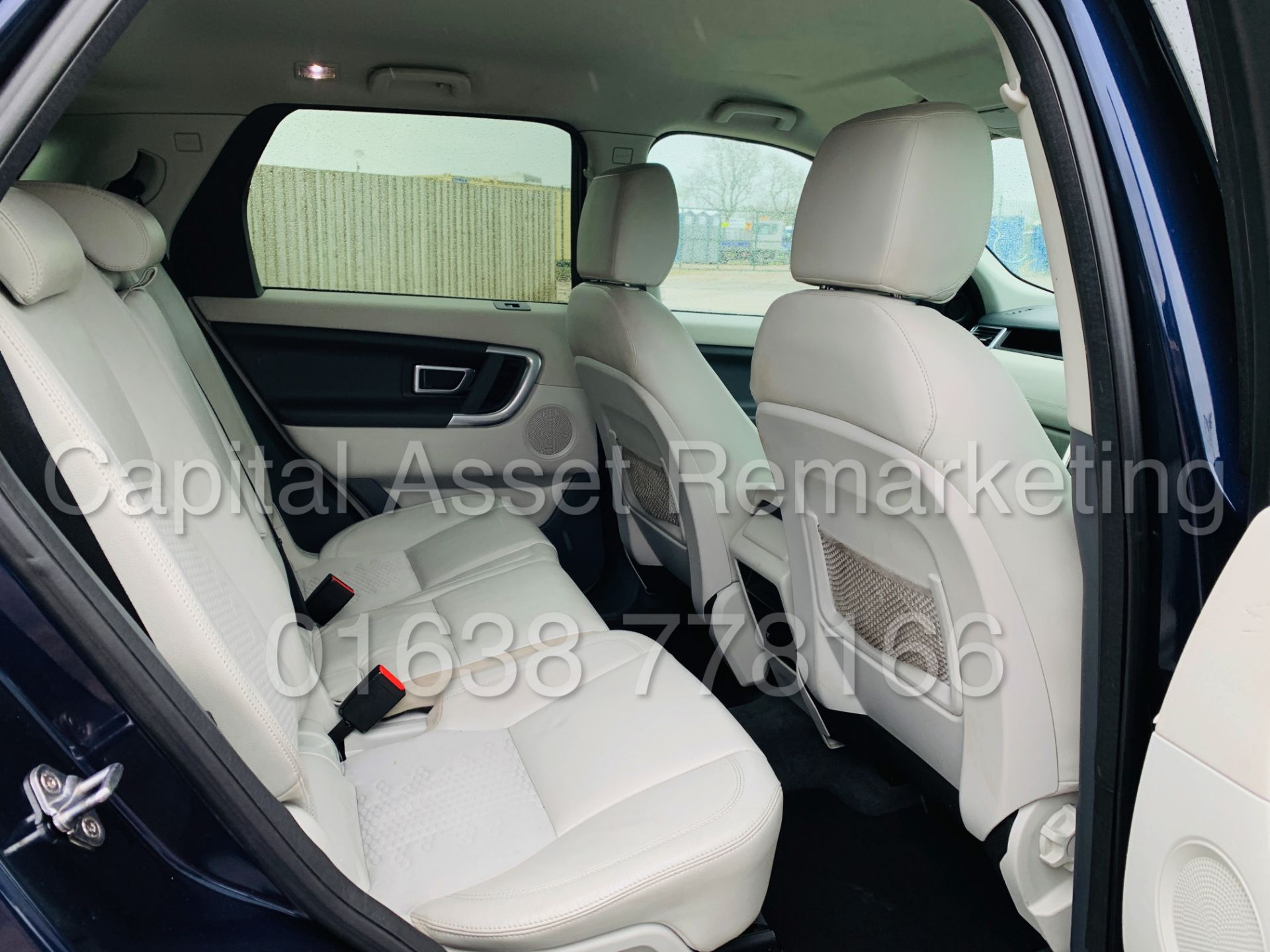 (On Sale) LAND ROVER DISCOVERY SPORT *SE TECH* 7 SEATER SUV (2015) '2.2 SD4-AUTO' *LEATHER-SAT NAV* - Image 35 of 57