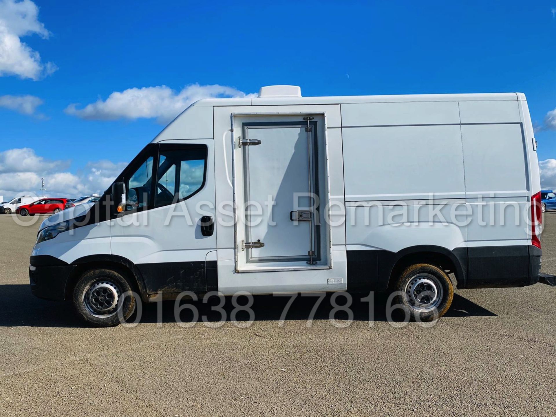 IVECO DAILY 35S13 *FRIDGE / FREEZER VAN* (2016-NEW MODEL) '2.3 DIESEL - 6 SPEED' *SAT NAV* - Image 3 of 35