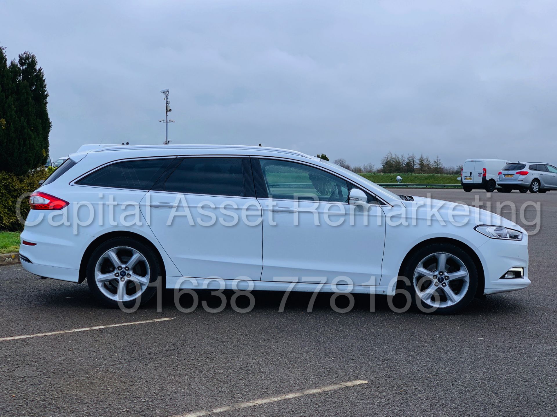 (On Sale) FORD MONDEO *TITANIUM* 5 DOOR ESTATE (2017) '2.0 TDCI-150 BHP-AUTO' (EURO 6) **SAT NAV** - Image 10 of 53