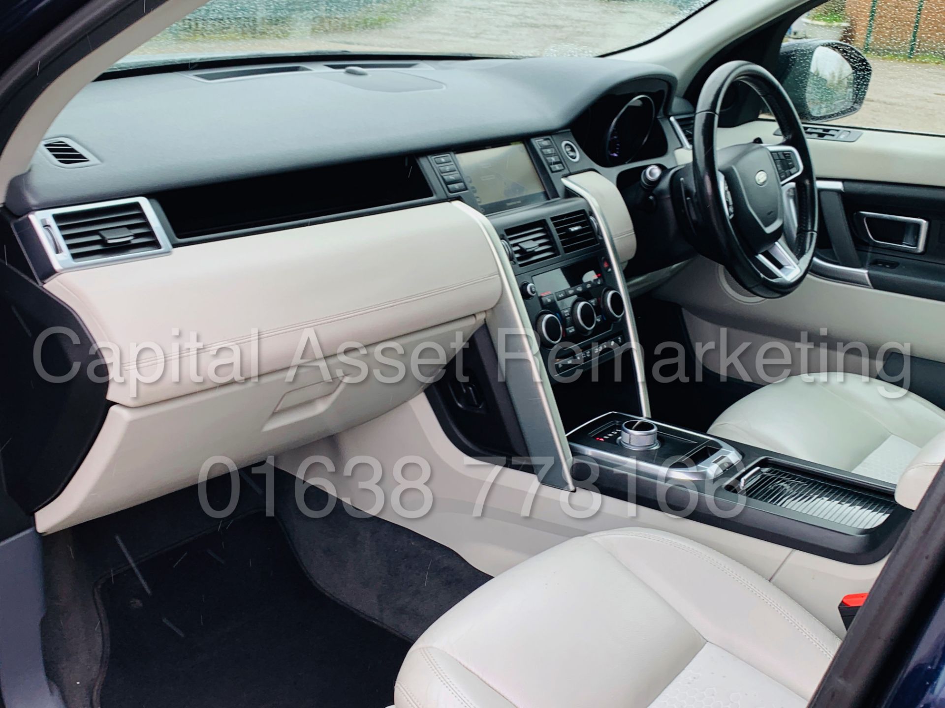 (On Sale) LAND ROVER DISCOVERY SPORT *SE TECH* 7 SEATER SUV (2015) '2.2 SD4-AUTO' *LEATHER-SAT NAV* - Image 23 of 57