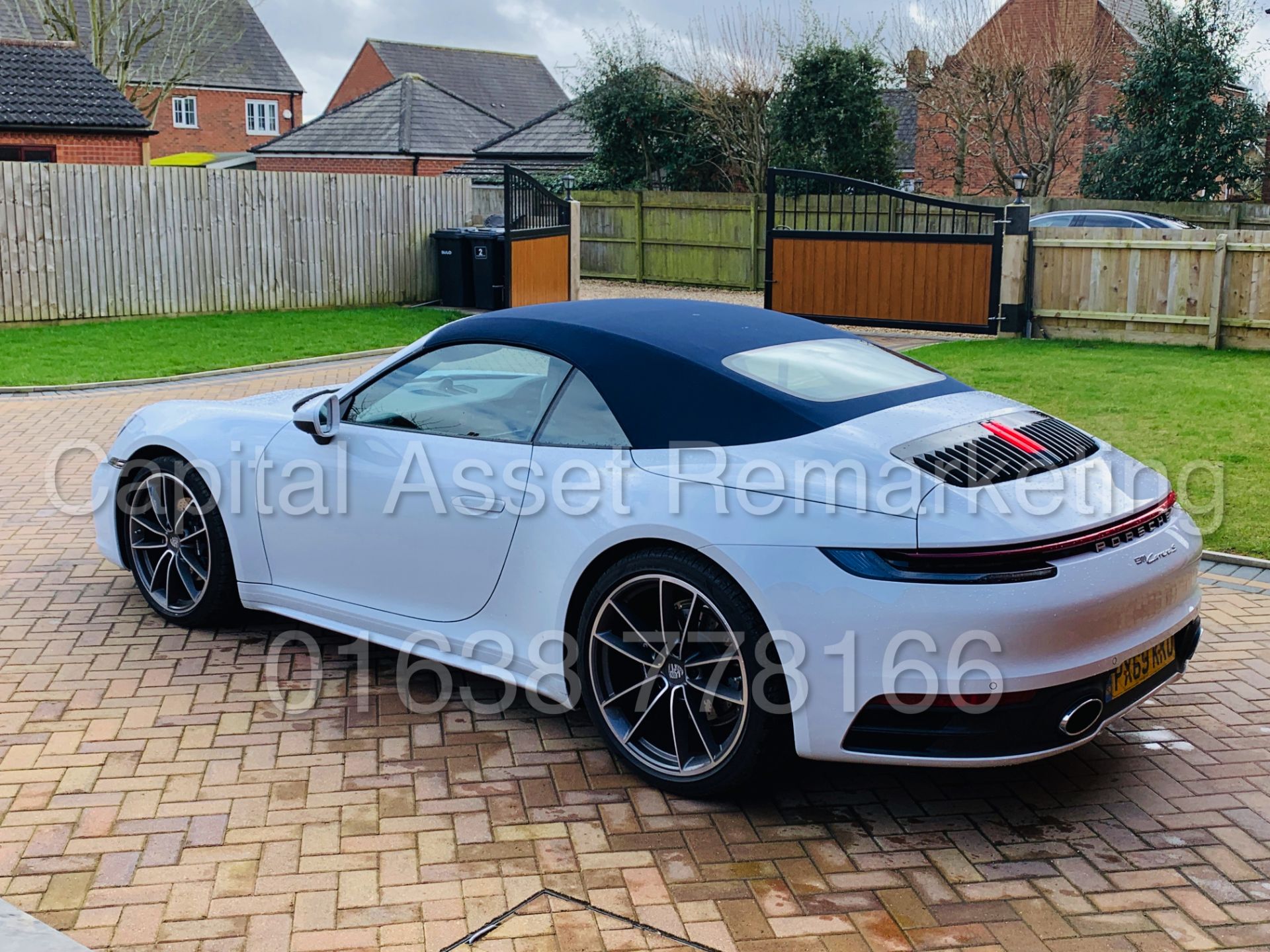 On Sale PORSCHE 911 CARRERA S-A *CABRIOLET* (2020 - NEW 992 MODEL) AUTO -SAT NAV - CHRONO PACK *WOW* - Image 10 of 82