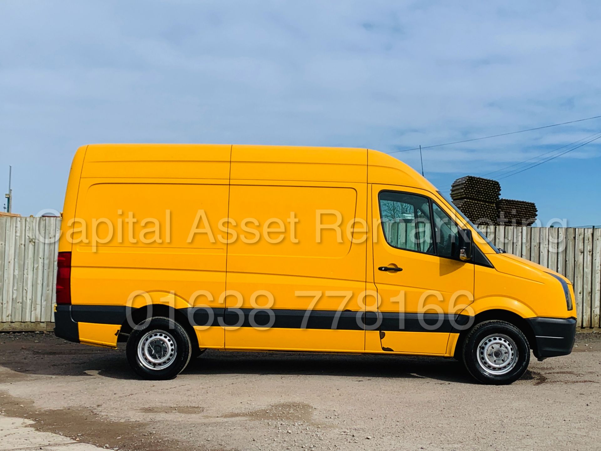 (On Sale) VOLKSWAGEN CRAFTER CR35 *MWB HI-ROOF* (57 REG) '2.5 TDI - 6 SPEED' *117,000 MILES ONLY* - Image 12 of 33