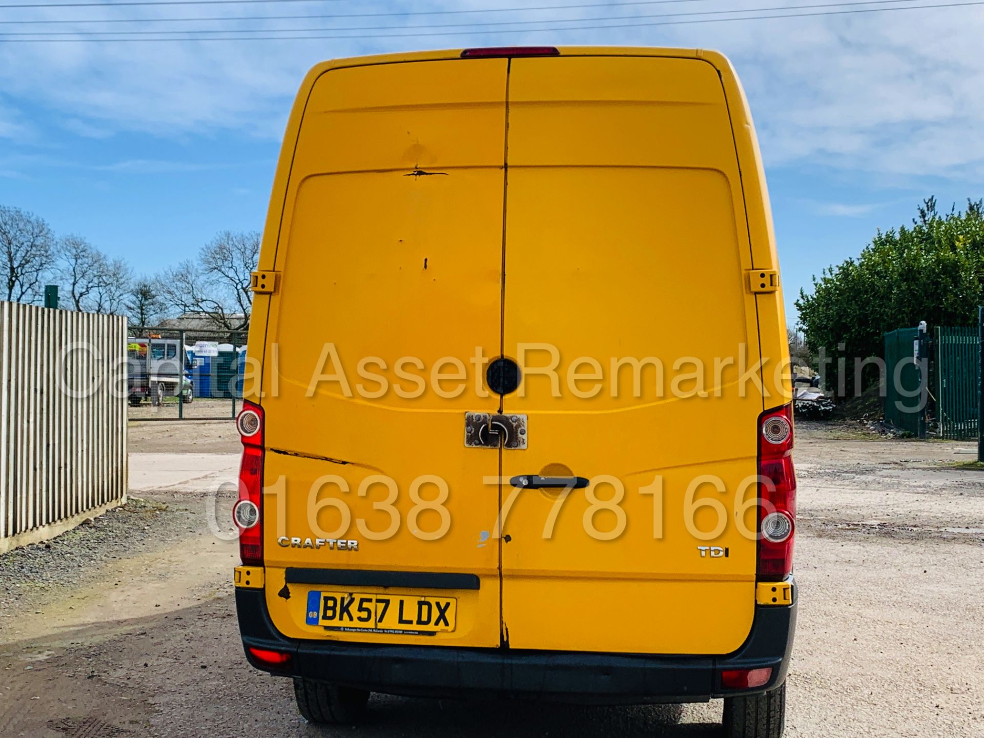 (On Sale) VOLKSWAGEN CRAFTER CR35 *MWB HI-ROOF* (57 REG) '2.5 TDI - 6 SPEED' *117,000 MILES ONLY* - Image 9 of 33