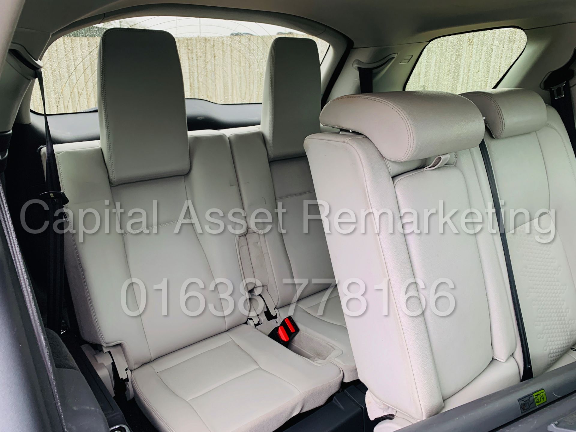 (On Sale) LAND ROVER DISCOVERY SPORT *SE TECH* 7 SEATER SUV (2015) '2.2 SD4-AUTO' *LEATHER-SAT NAV* - Image 34 of 57