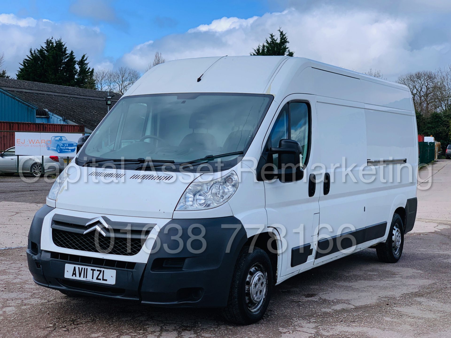 CITROEN RELAY *LWB HI-ROOF* (2011) '2.2 HDI - 120 BHP - 6 SPEED' **LOW MILEAGE** (3500 KG) - Image 5 of 37